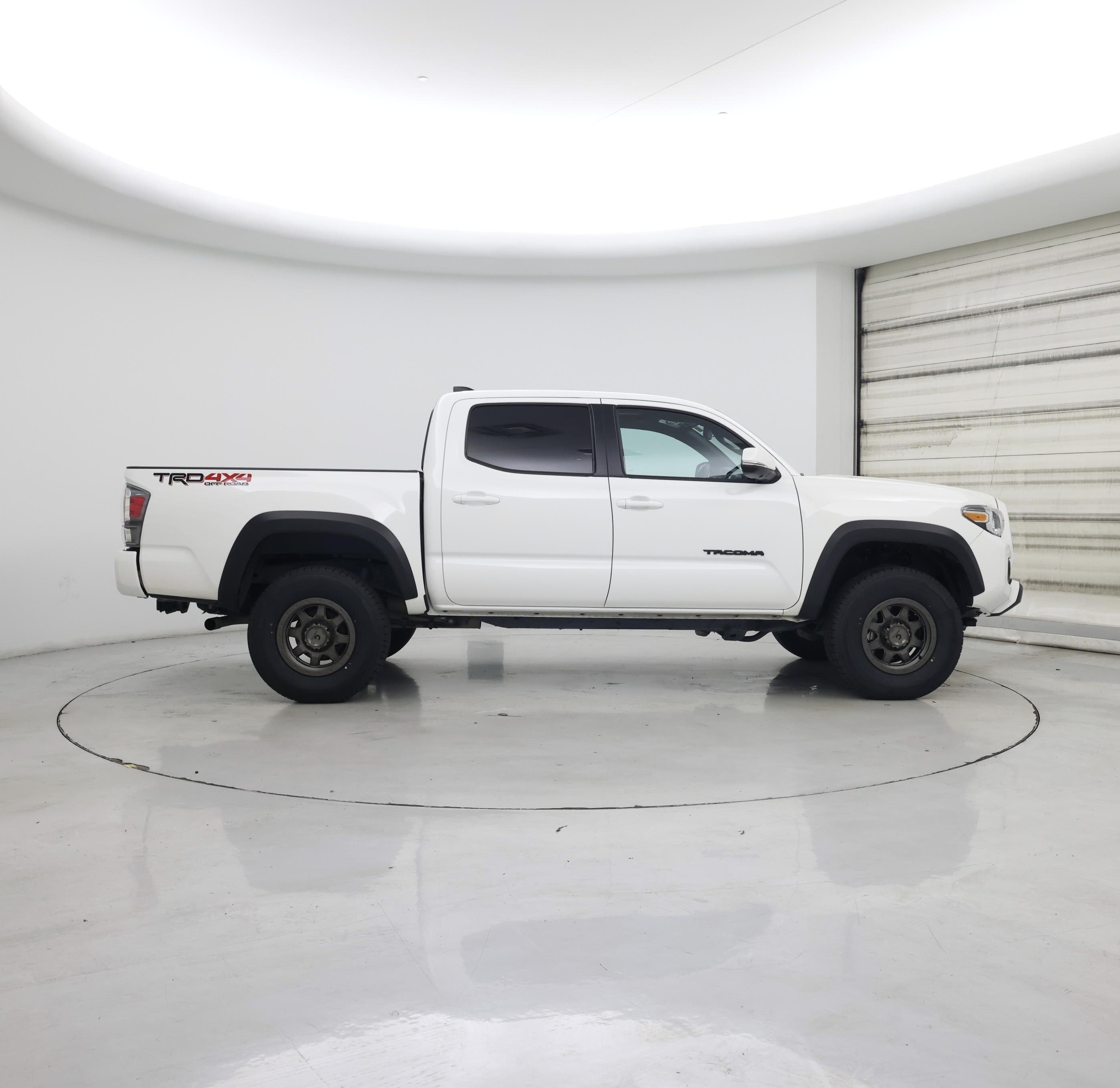 Thumbnail: 2023 Toyota Tacoma - 7