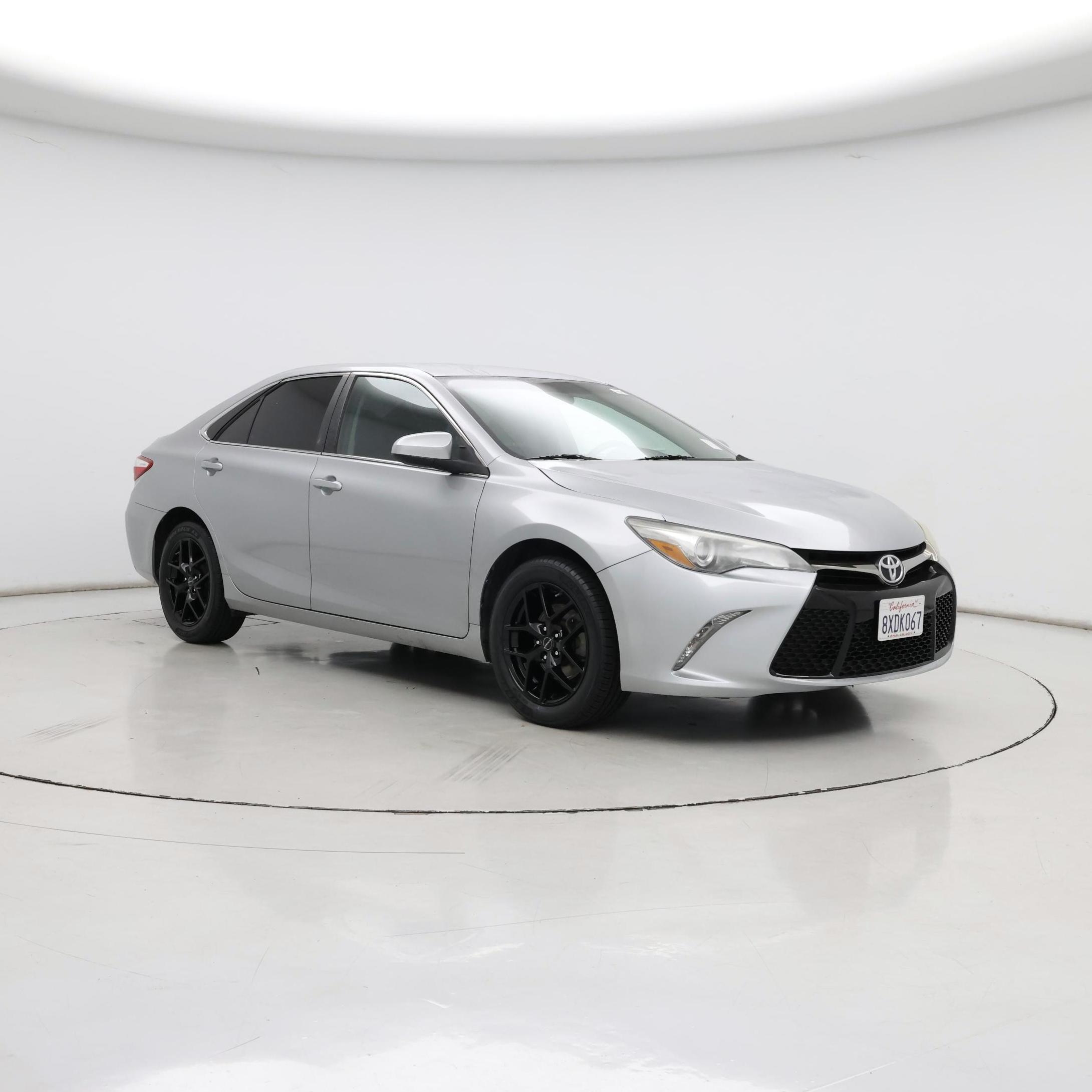 Thumbnail: 2017 Toyota Camry - 7