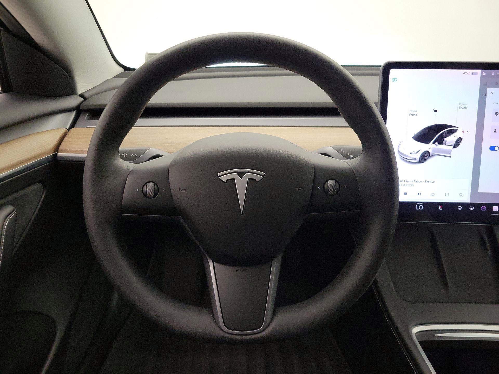Thumbnail: 2021 Tesla Model 3 - 10