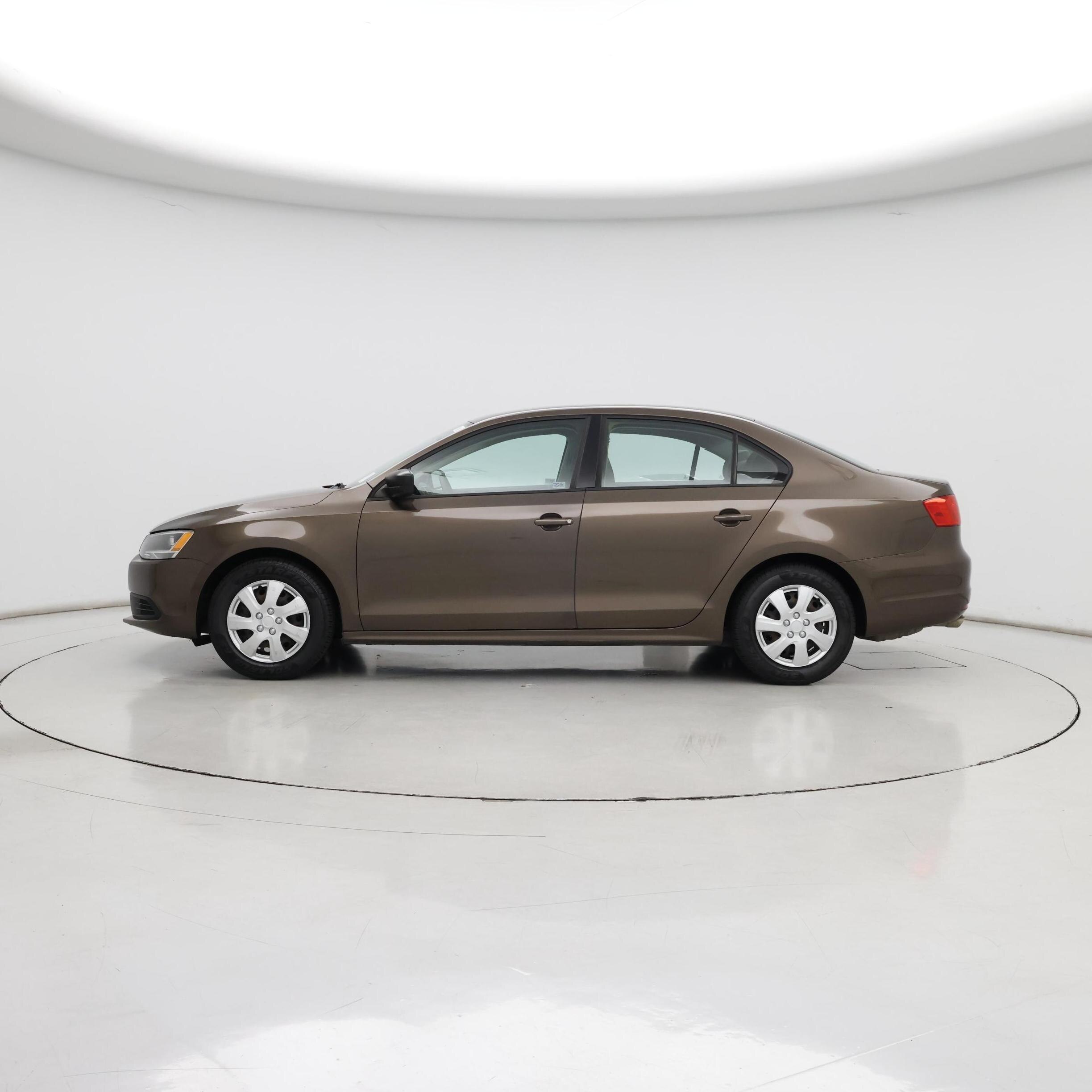Thumbnail: 2014 Volkswagen Jetta - 3