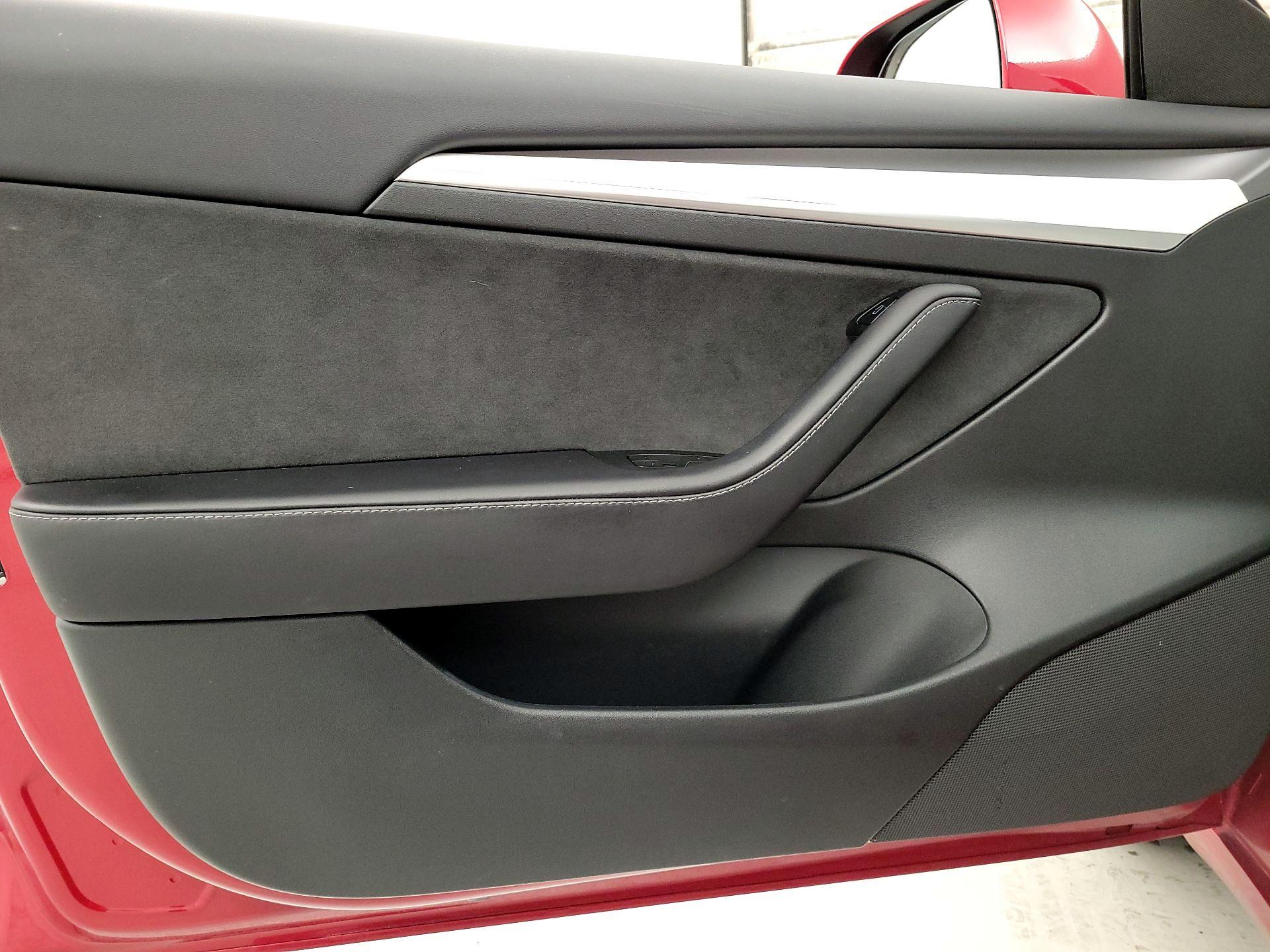 Thumbnail: 2023 Tesla Model 3 - 12