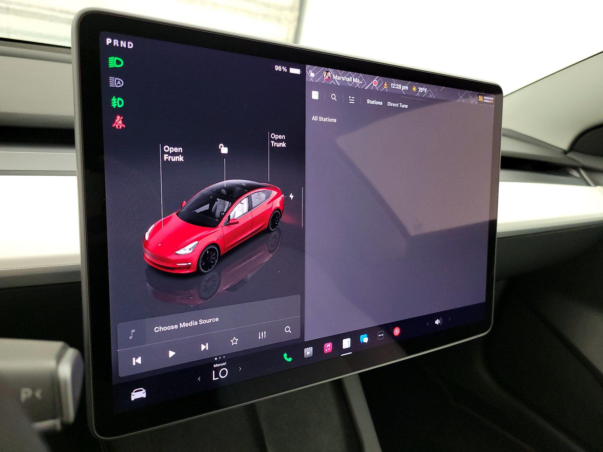 Thumbnail: 2023 Tesla Model 3 - 15