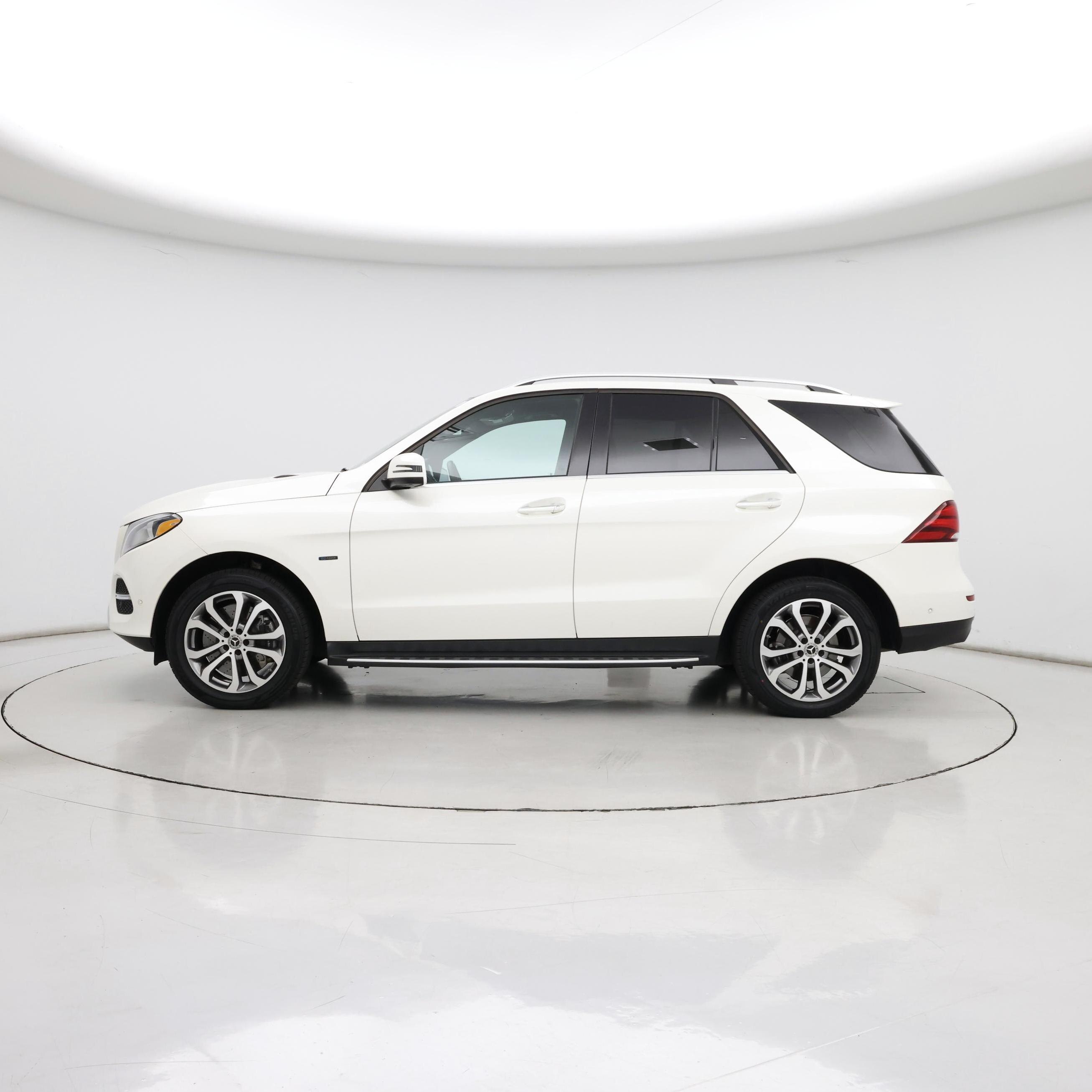 Thumbnail: 2018 Mercedes-Benz GLE - 3