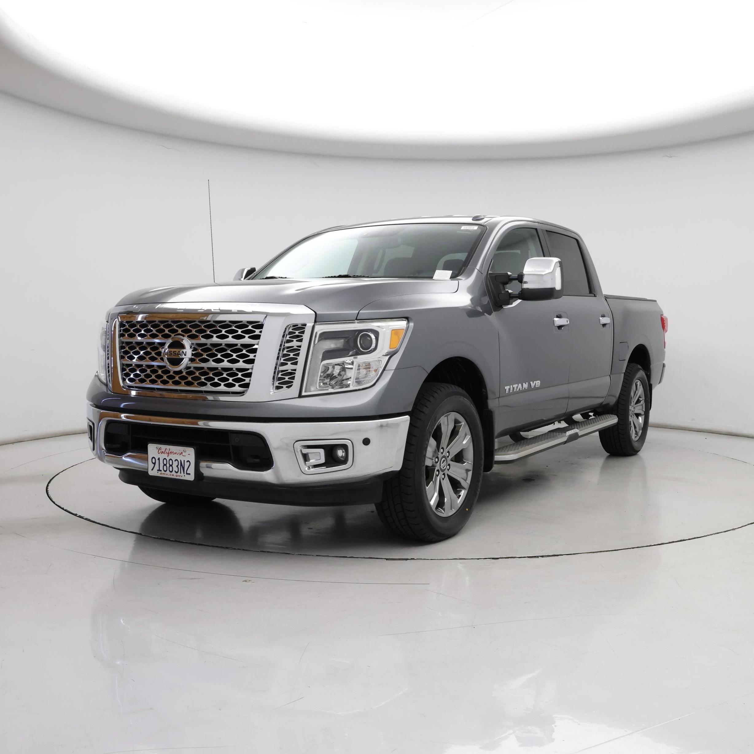 Thumbnail: 2018 Nissan Titan - 4
