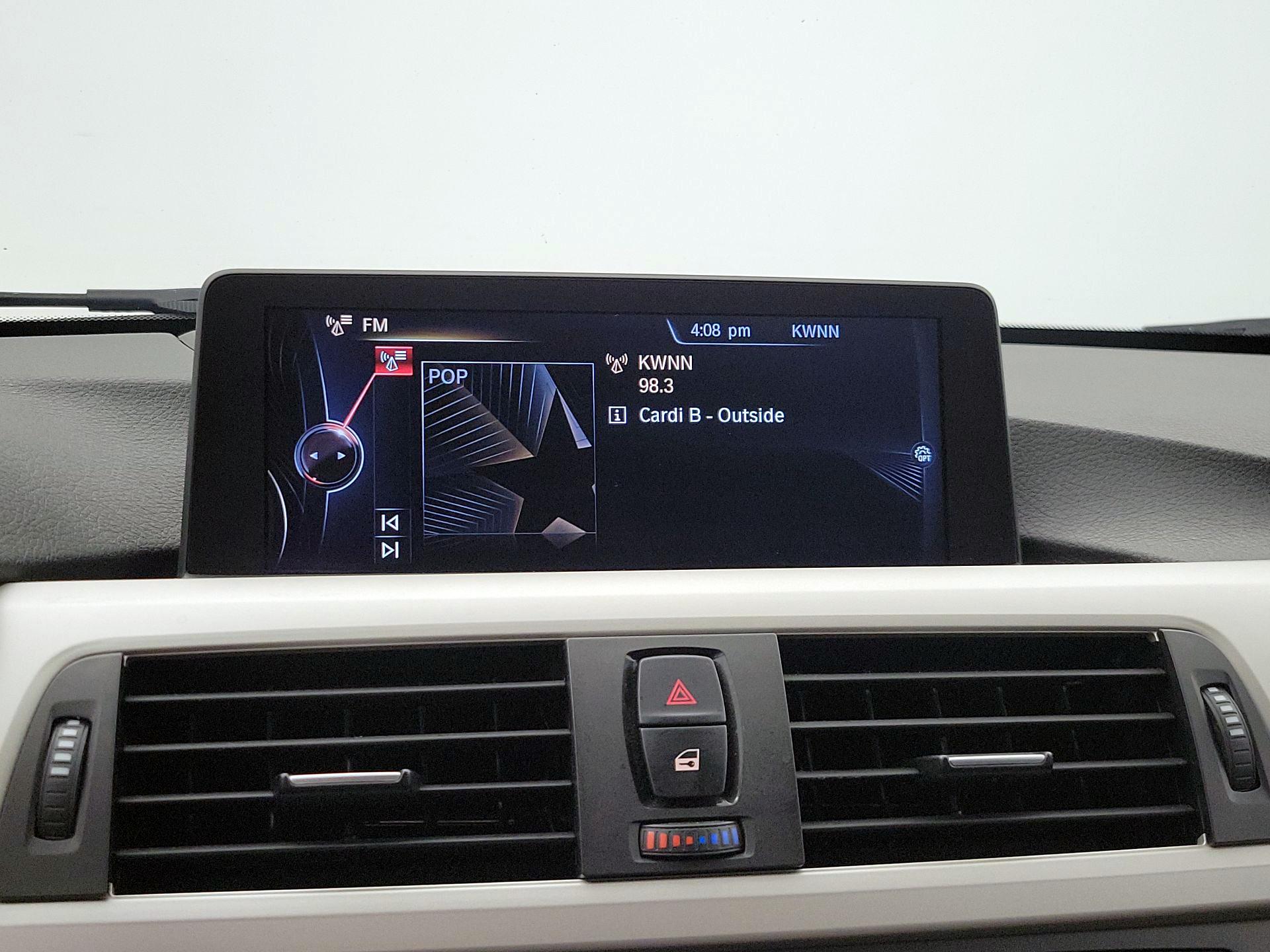 Thumbnail: 2015 BMW 3 Series - 16