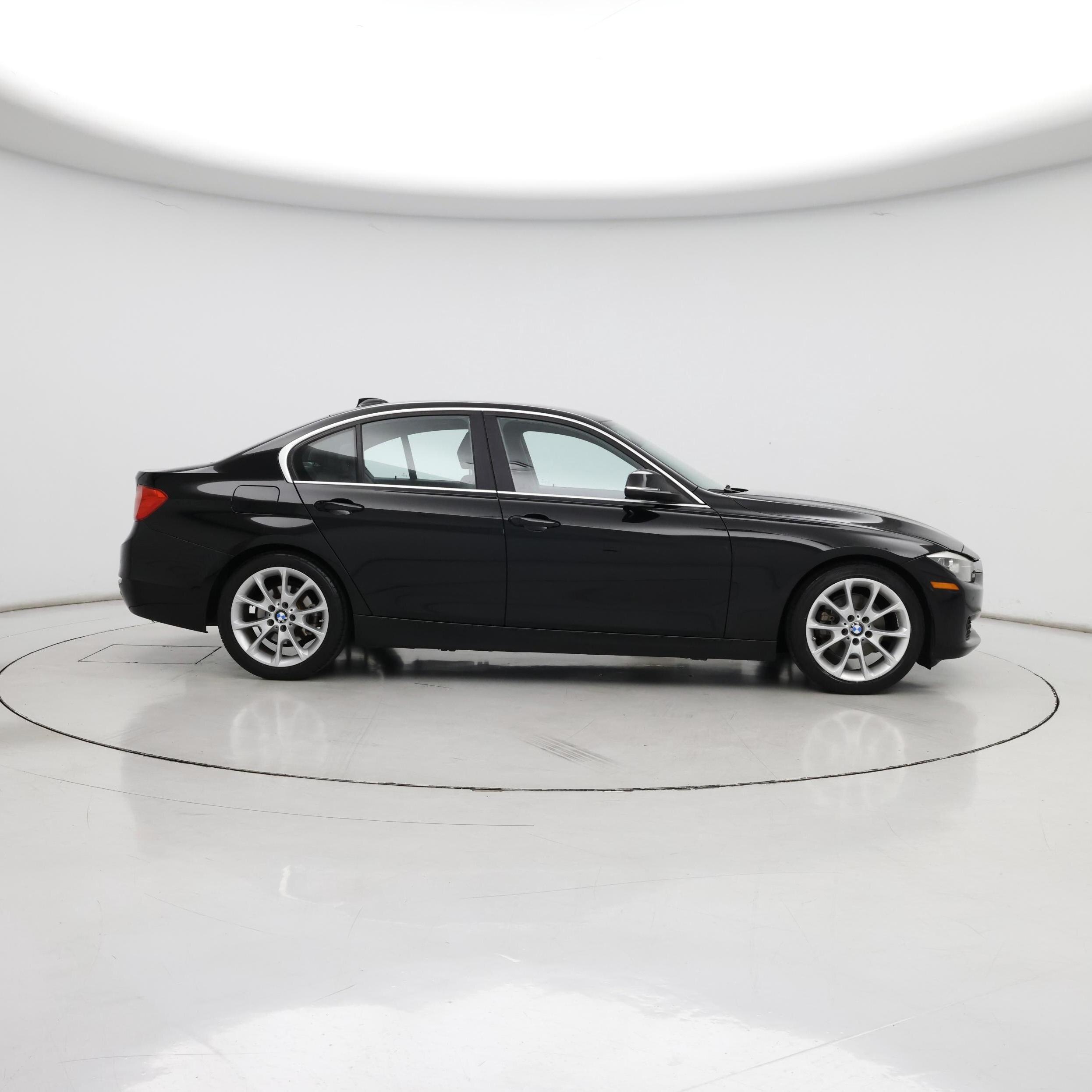 Thumbnail: 2015 BMW 3 Series - 7