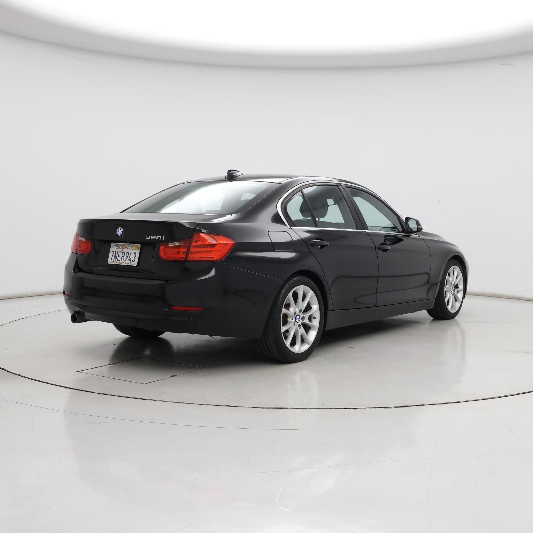 Thumbnail: 2015 BMW 3 Series - 8