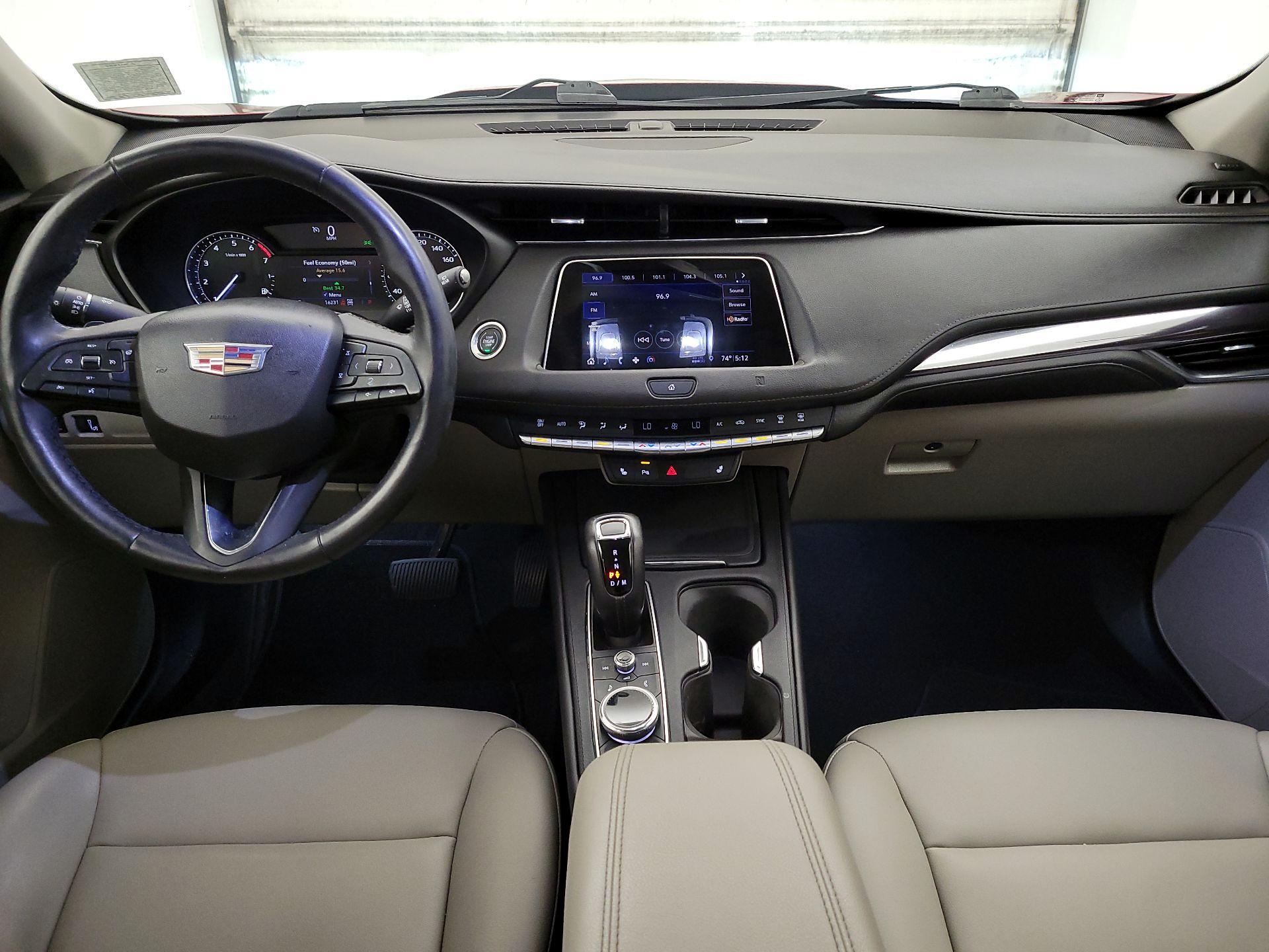 Thumbnail: 2019 Cadillac XT4 - 9