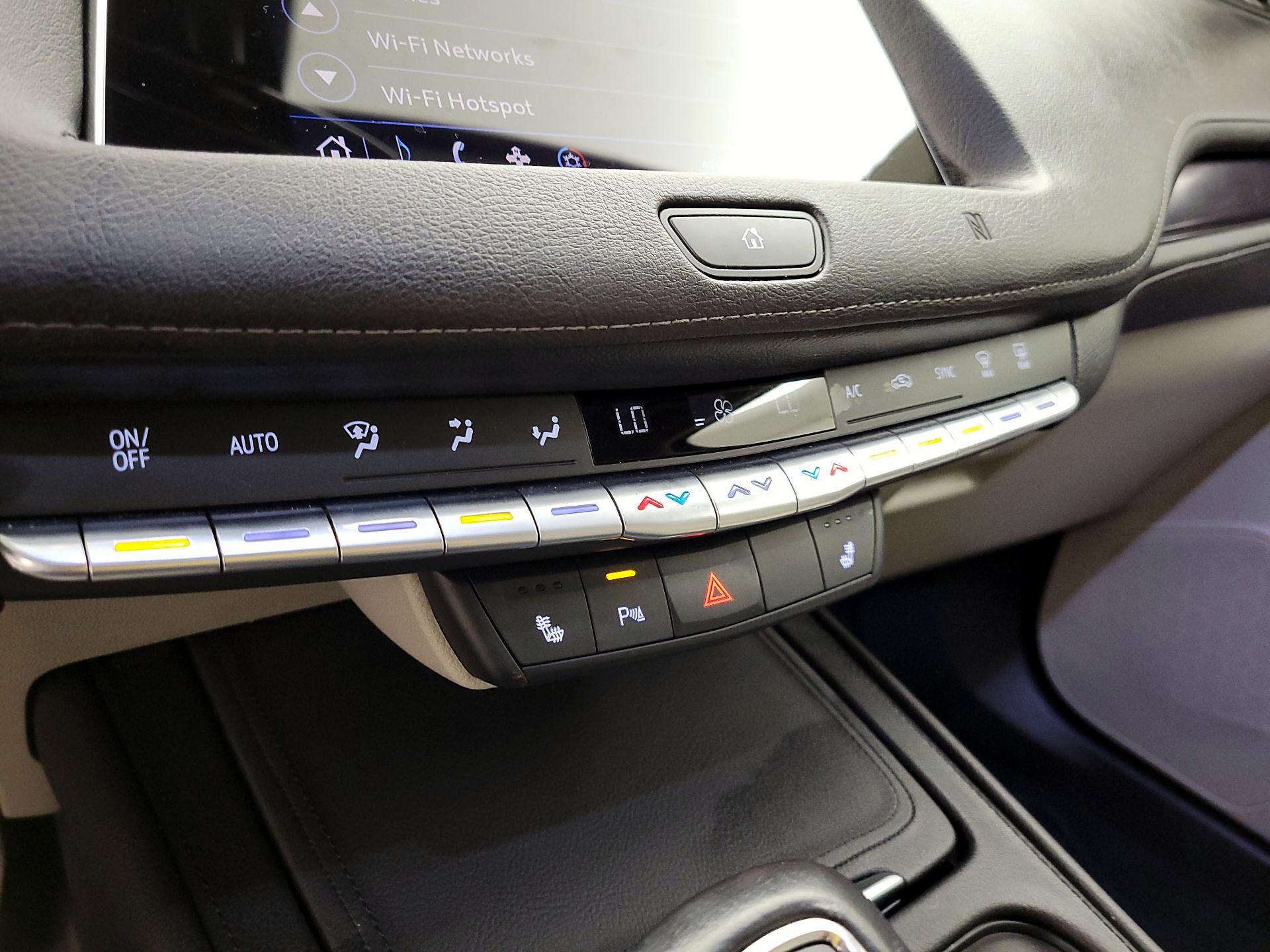 Thumbnail: 2019 Cadillac XT4 - 15