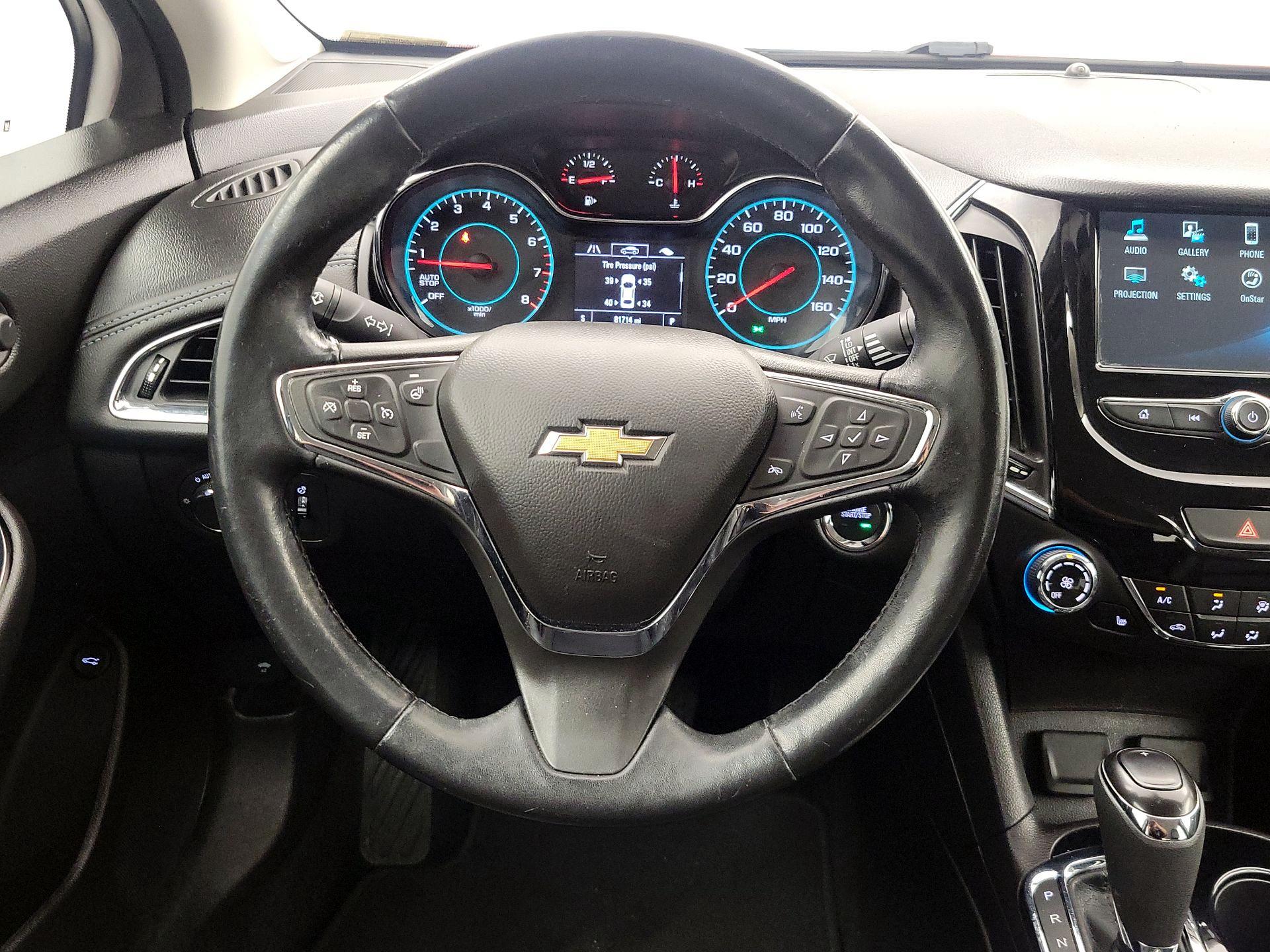 Thumbnail: 2016 Chevrolet Cruze - 10