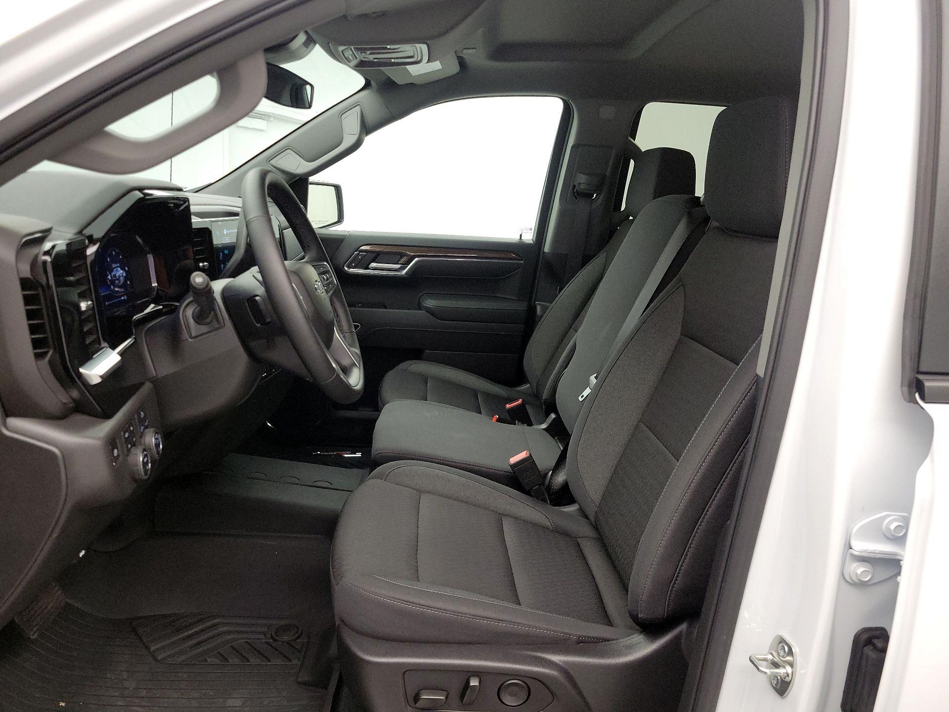 Thumbnail: 2025 Chevrolet Silverado 1500 - 11