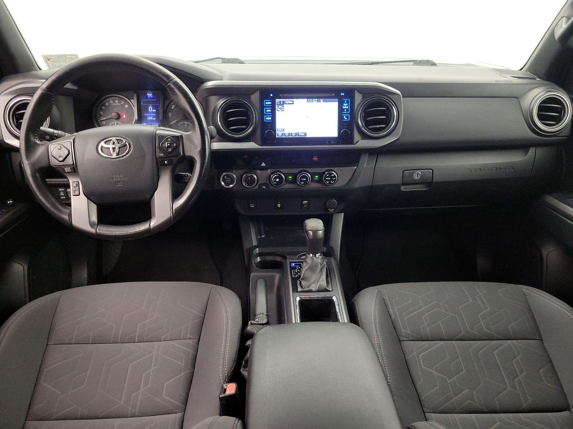 Thumbnail: 2017 Toyota Tacoma - 9