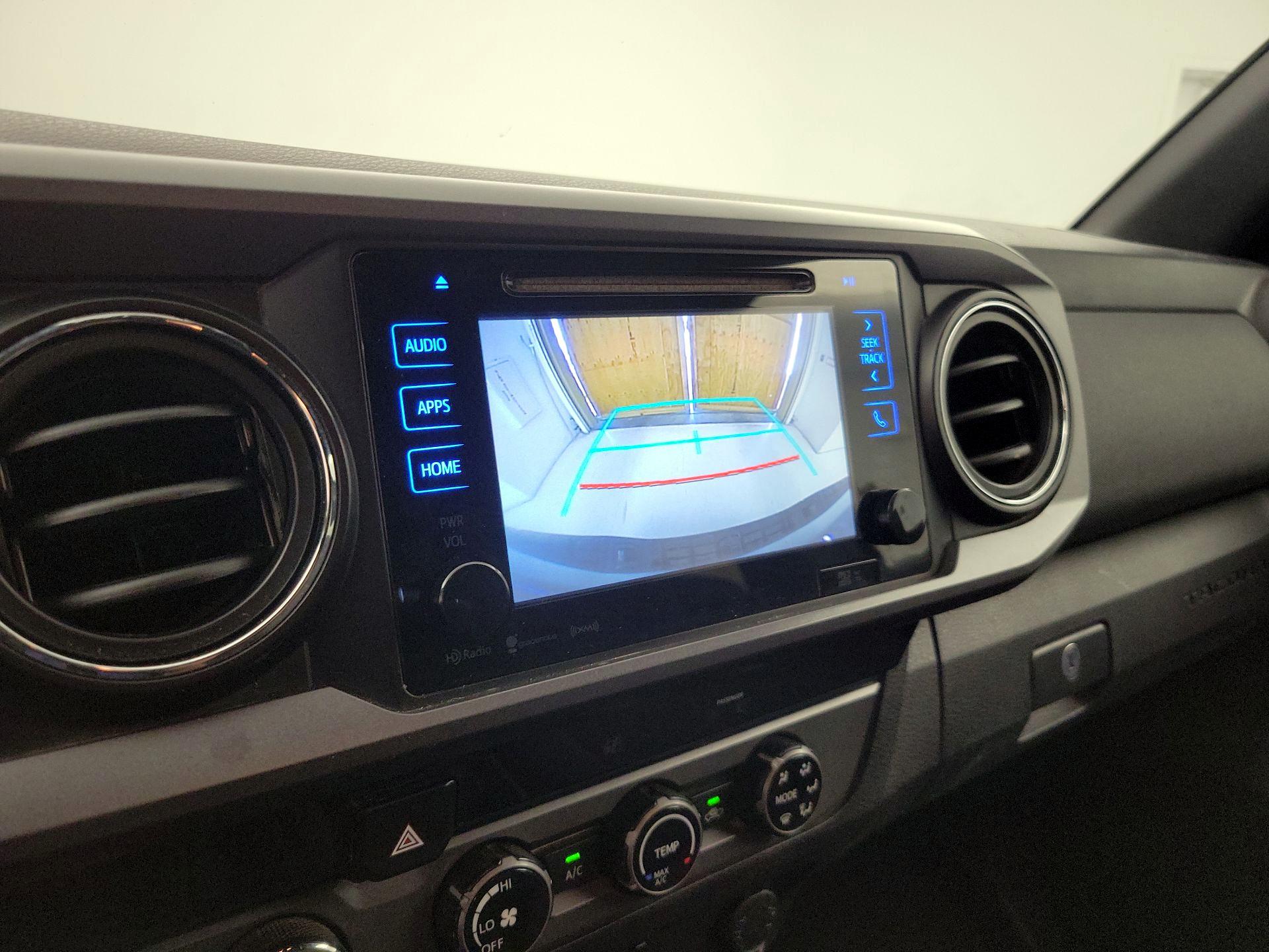 Thumbnail: 2017 Toyota Tacoma - 15