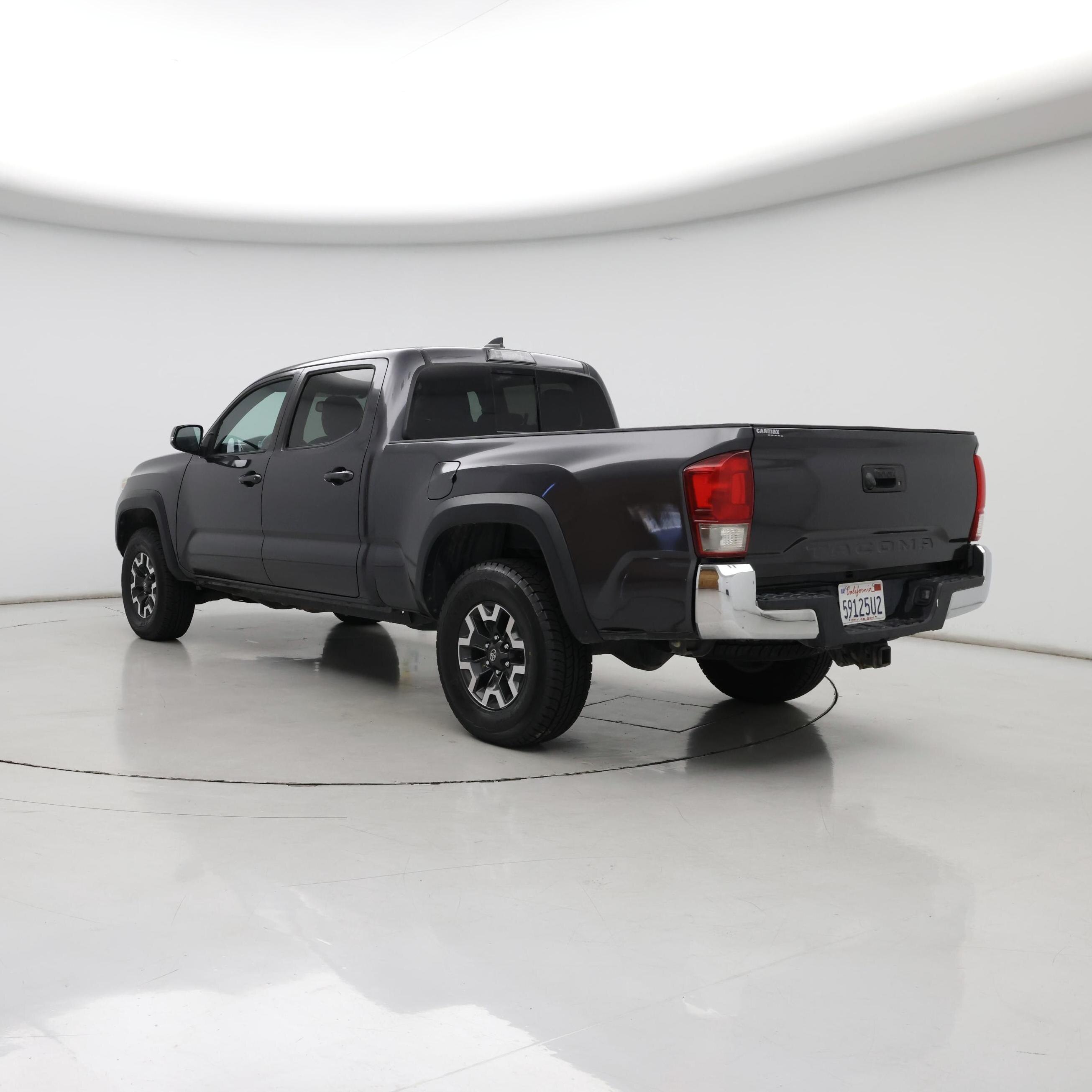 Thumbnail: 2017 Toyota Tacoma - 2