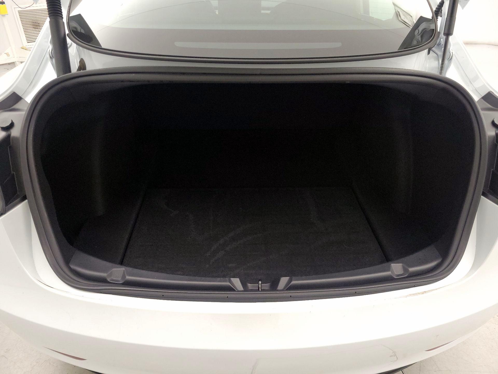 Thumbnail: 2023 Tesla Model 3 - 20