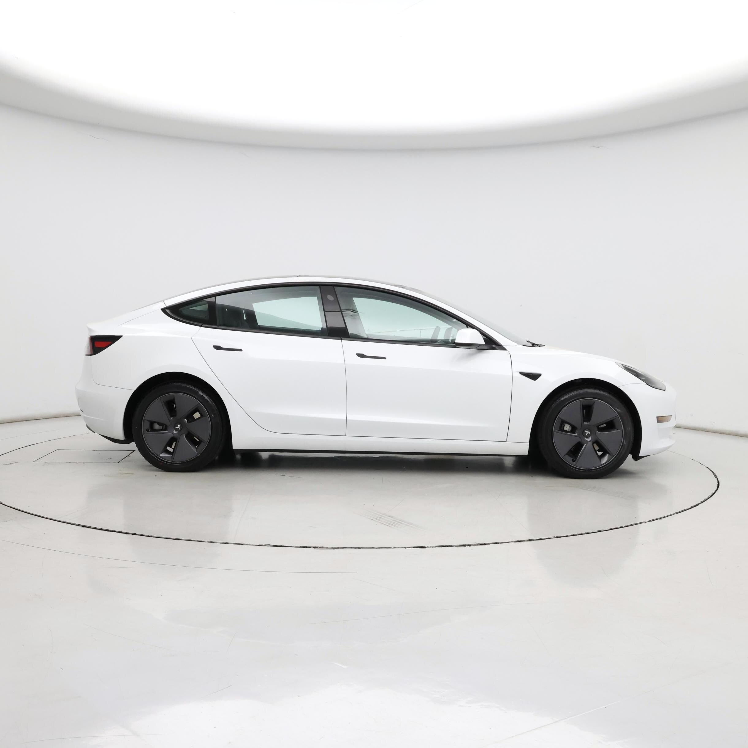 Thumbnail: 2023 Tesla Model 3 - 7