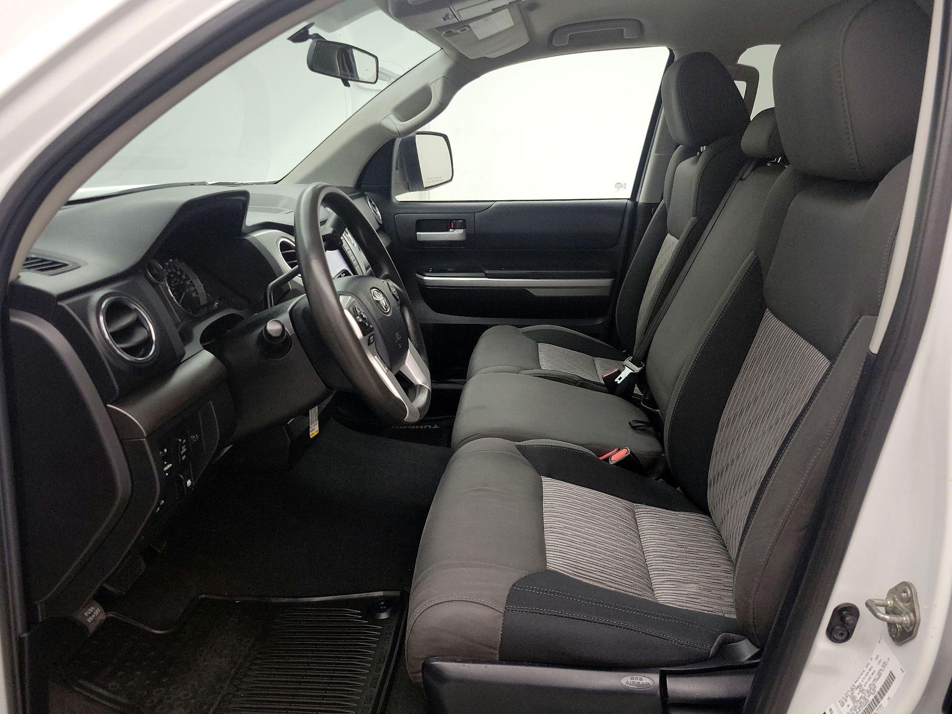Thumbnail: 2015 Toyota Tundra - 11