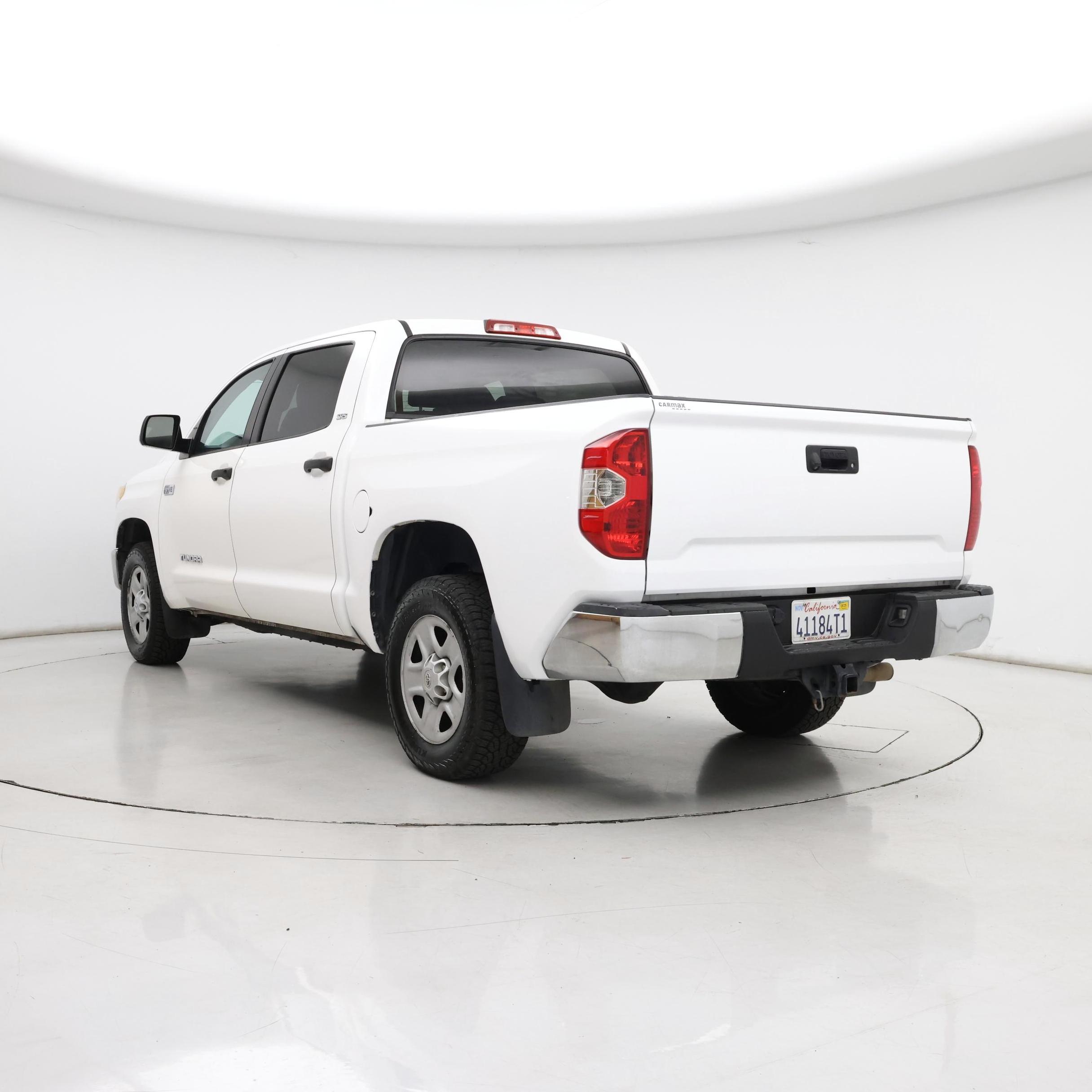 Thumbnail: 2015 Toyota Tundra - 2