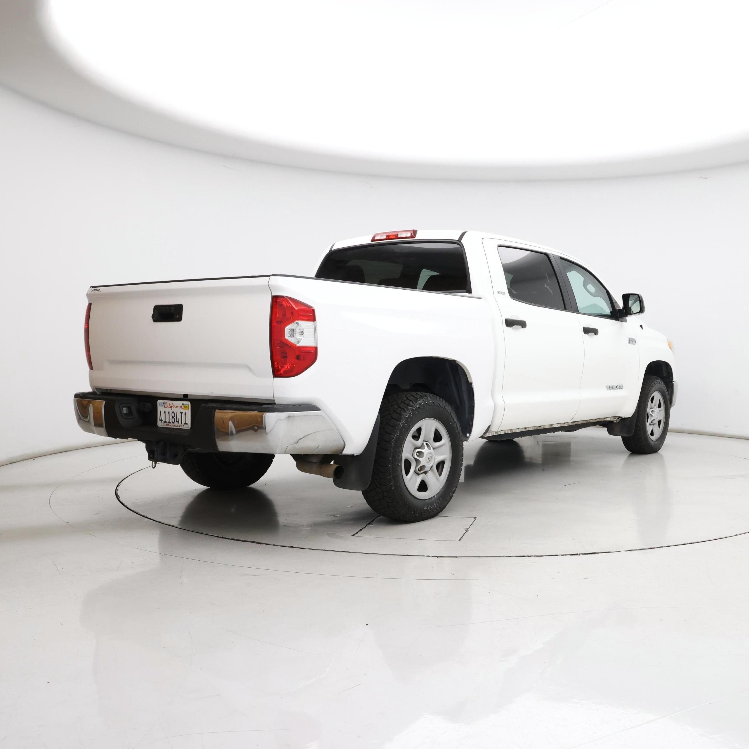 Thumbnail: 2015 Toyota Tundra - 8