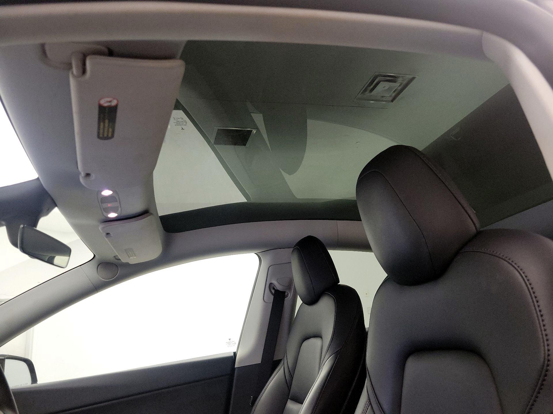 Thumbnail: 2021 Tesla Model Y - 18