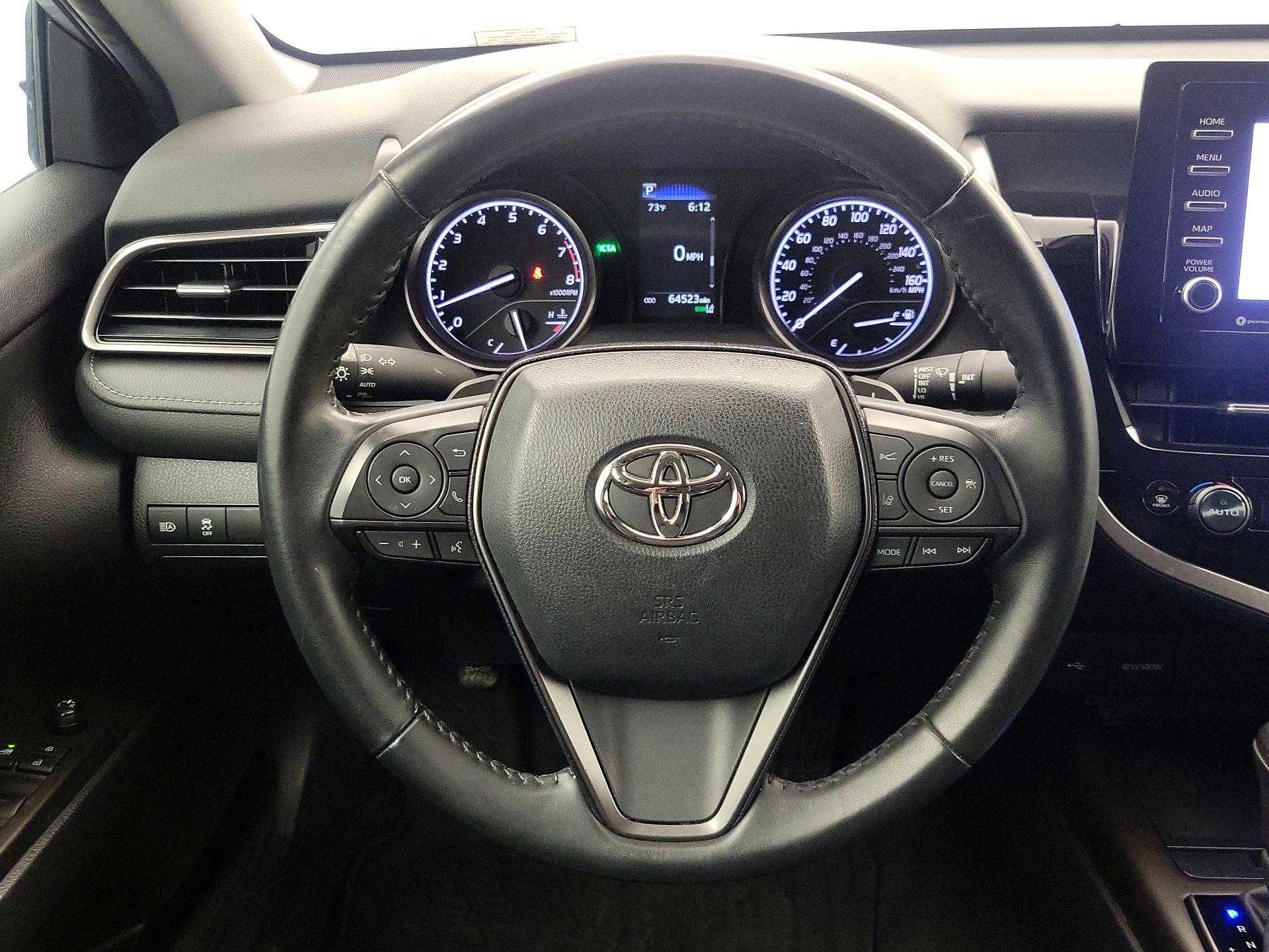 Thumbnail: 2022 Toyota Camry - 10