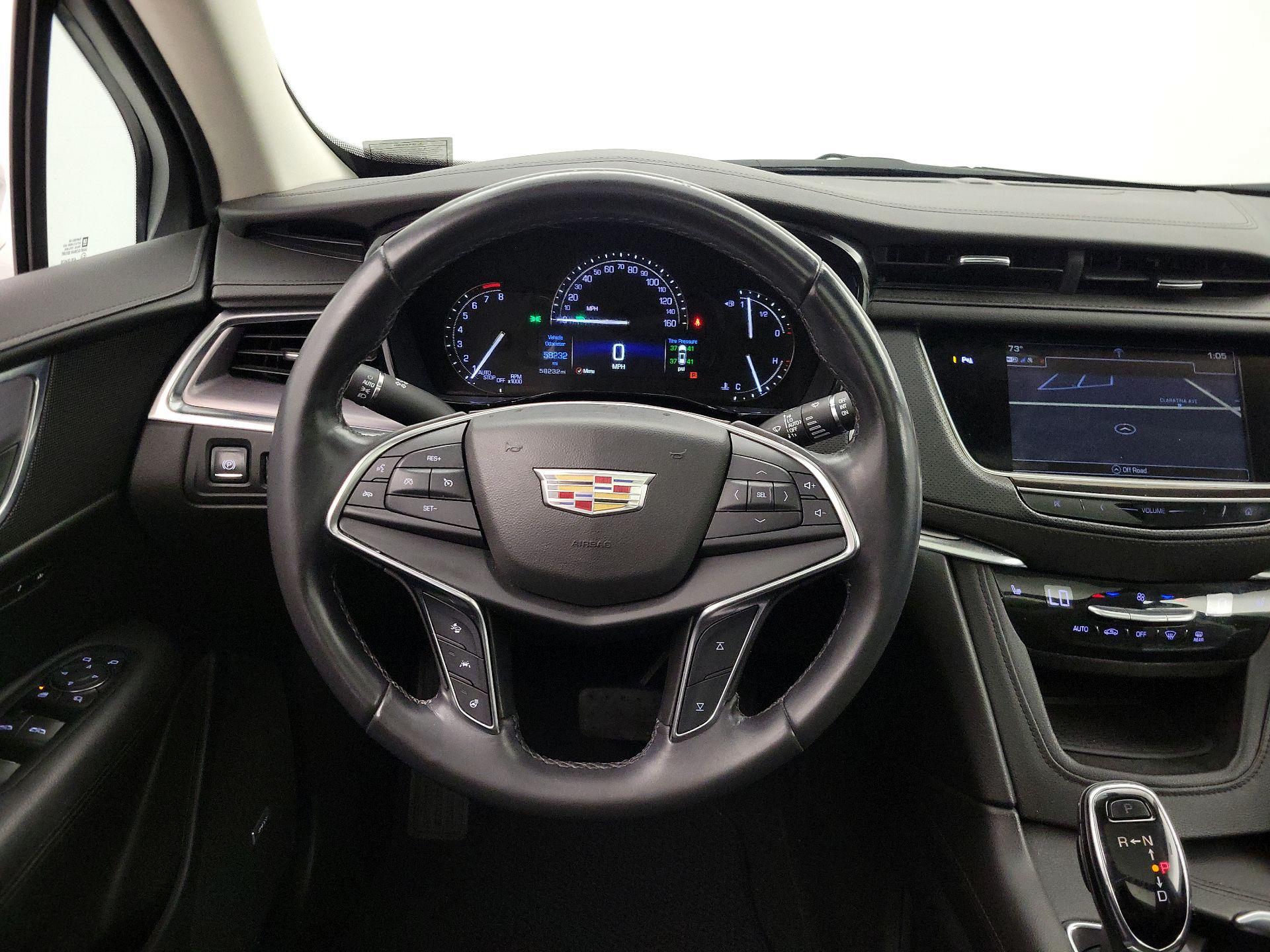 Thumbnail: 2018 Cadillac XT5 - 10