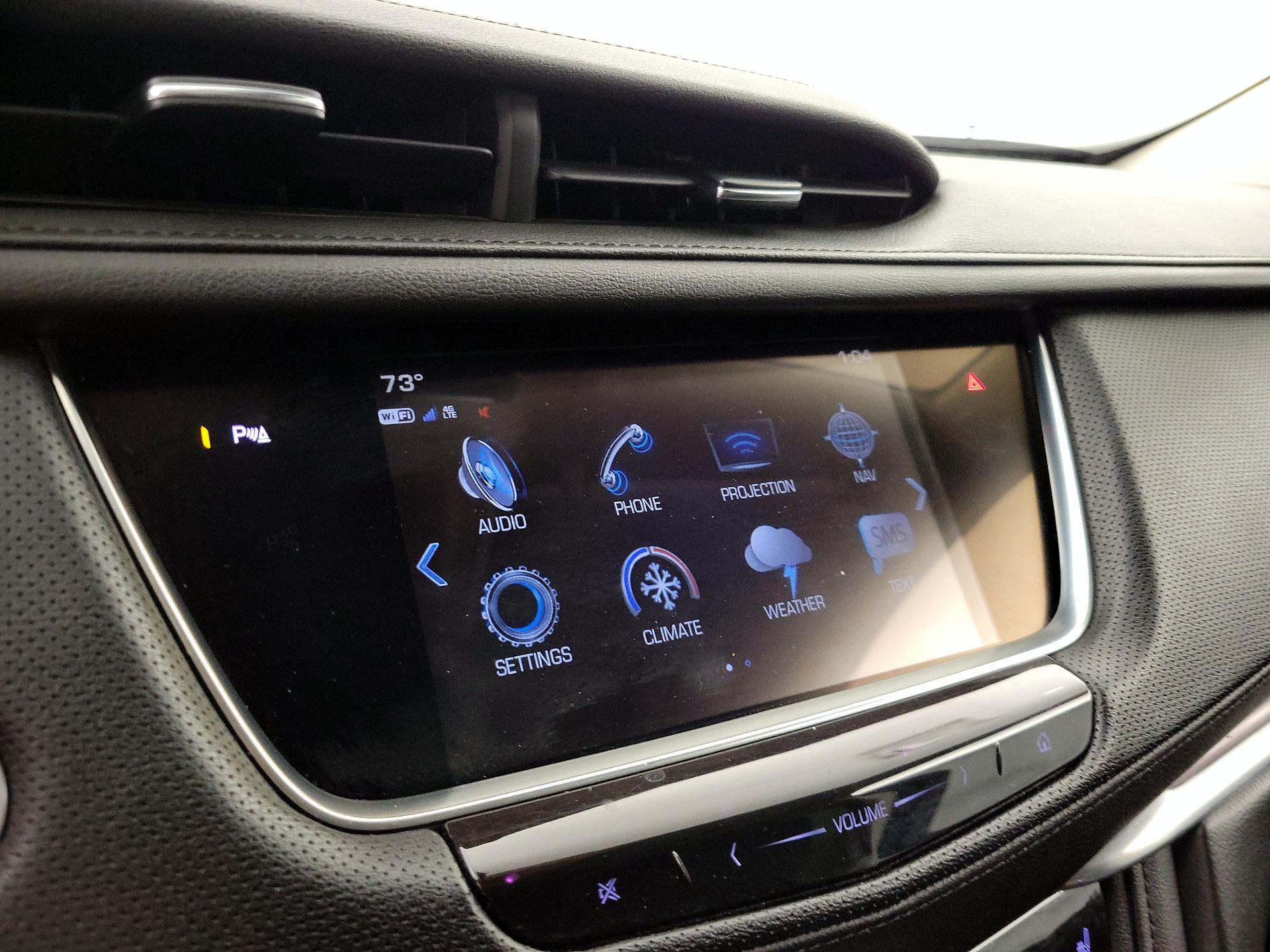Thumbnail: 2018 Cadillac XT5 - 16