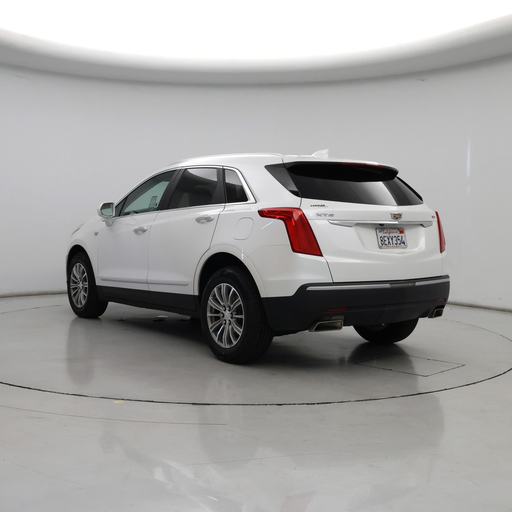 Thumbnail: 2018 Cadillac XT5 - 2