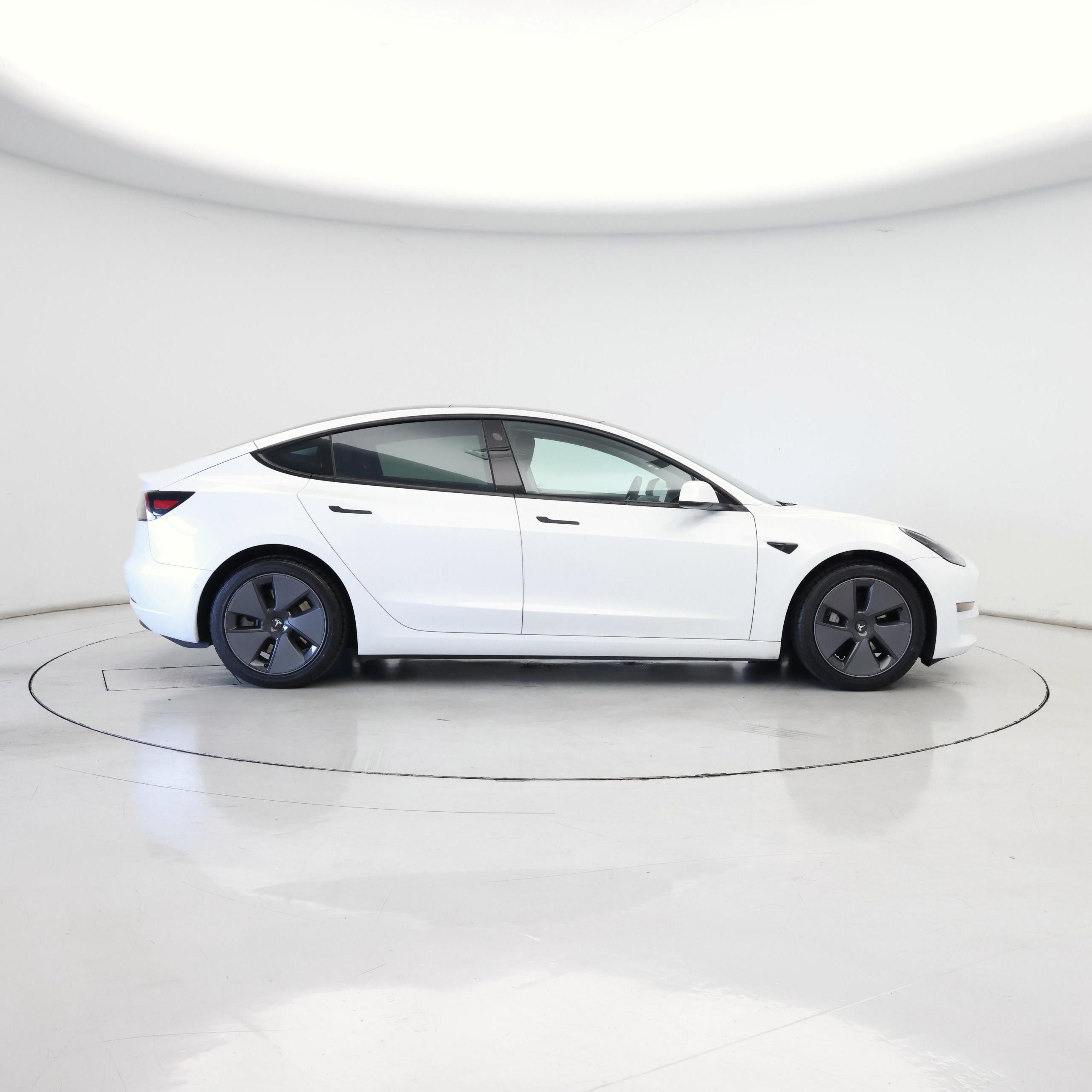Thumbnail: 2021 Tesla Model 3 - 7