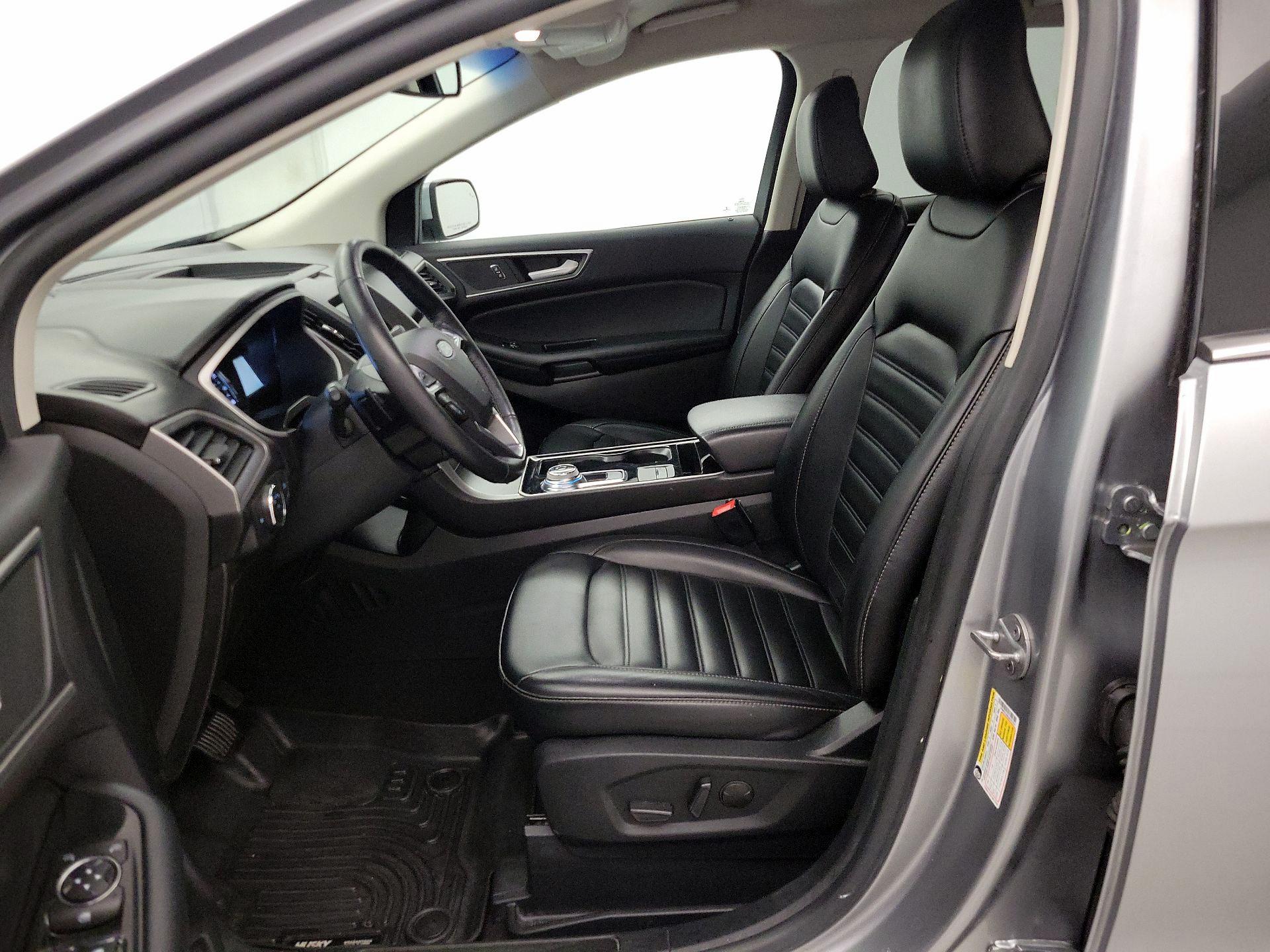 Thumbnail: 2020 Ford Edge - 11