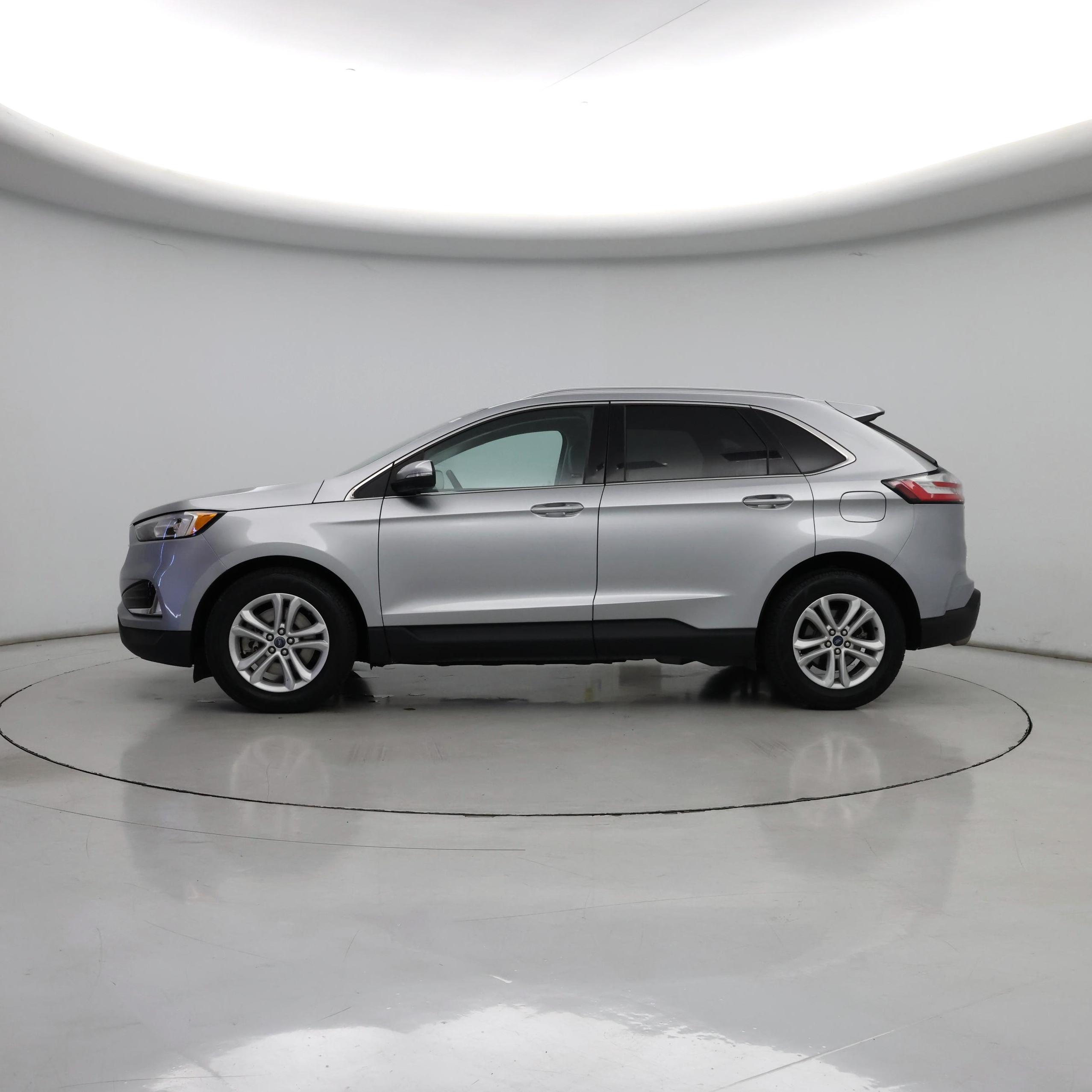 Thumbnail: 2020 Ford Edge - 3