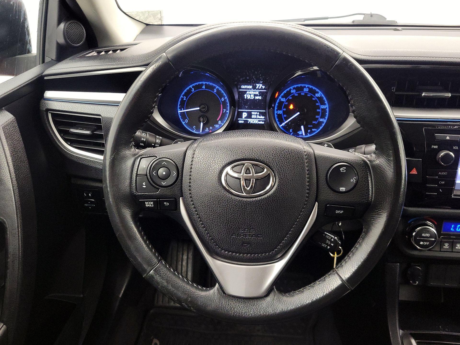 Thumbnail: 2014 Toyota Corolla - 10