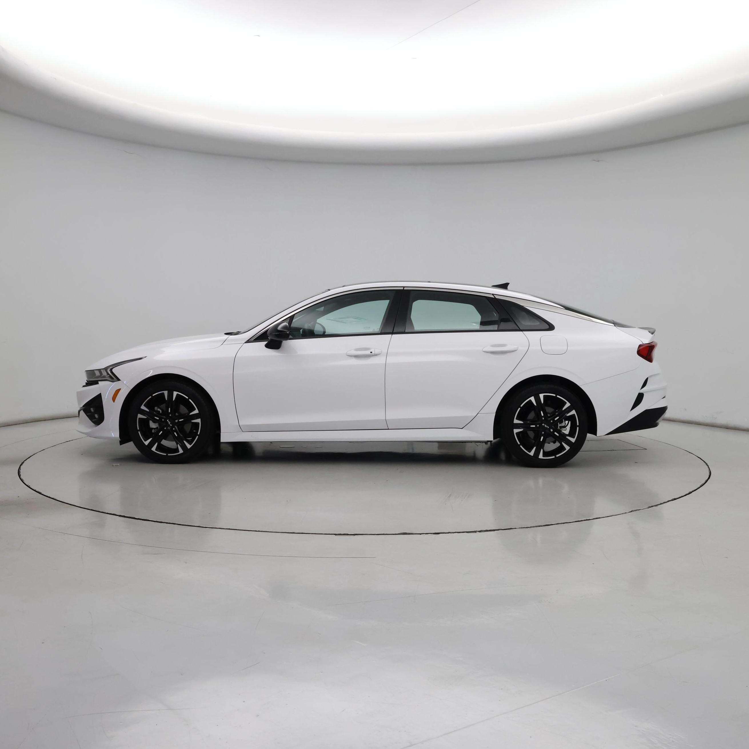 Thumbnail: 2022 Kia K5 - 3