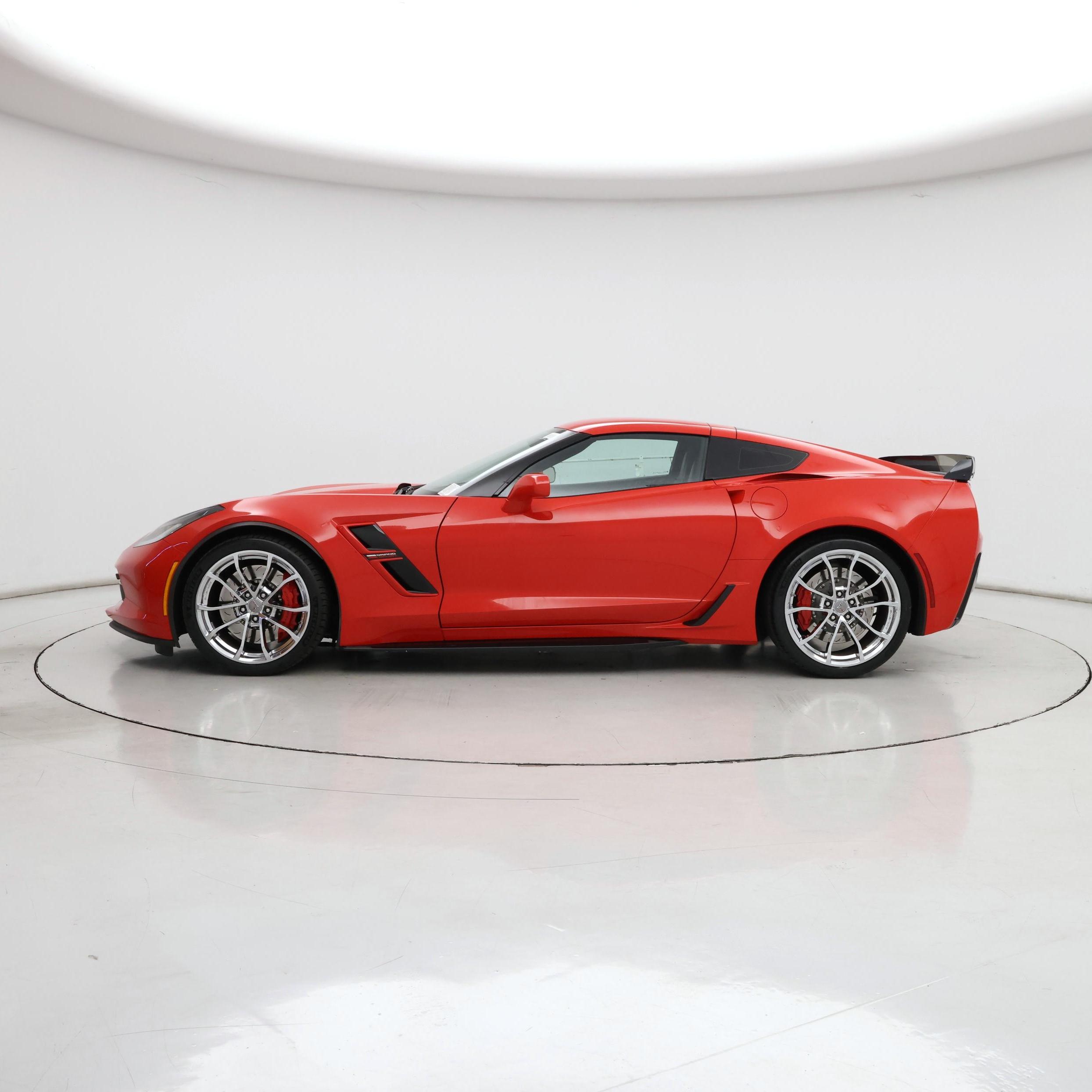 Thumbnail: 2019 Chevrolet Corvette - 3