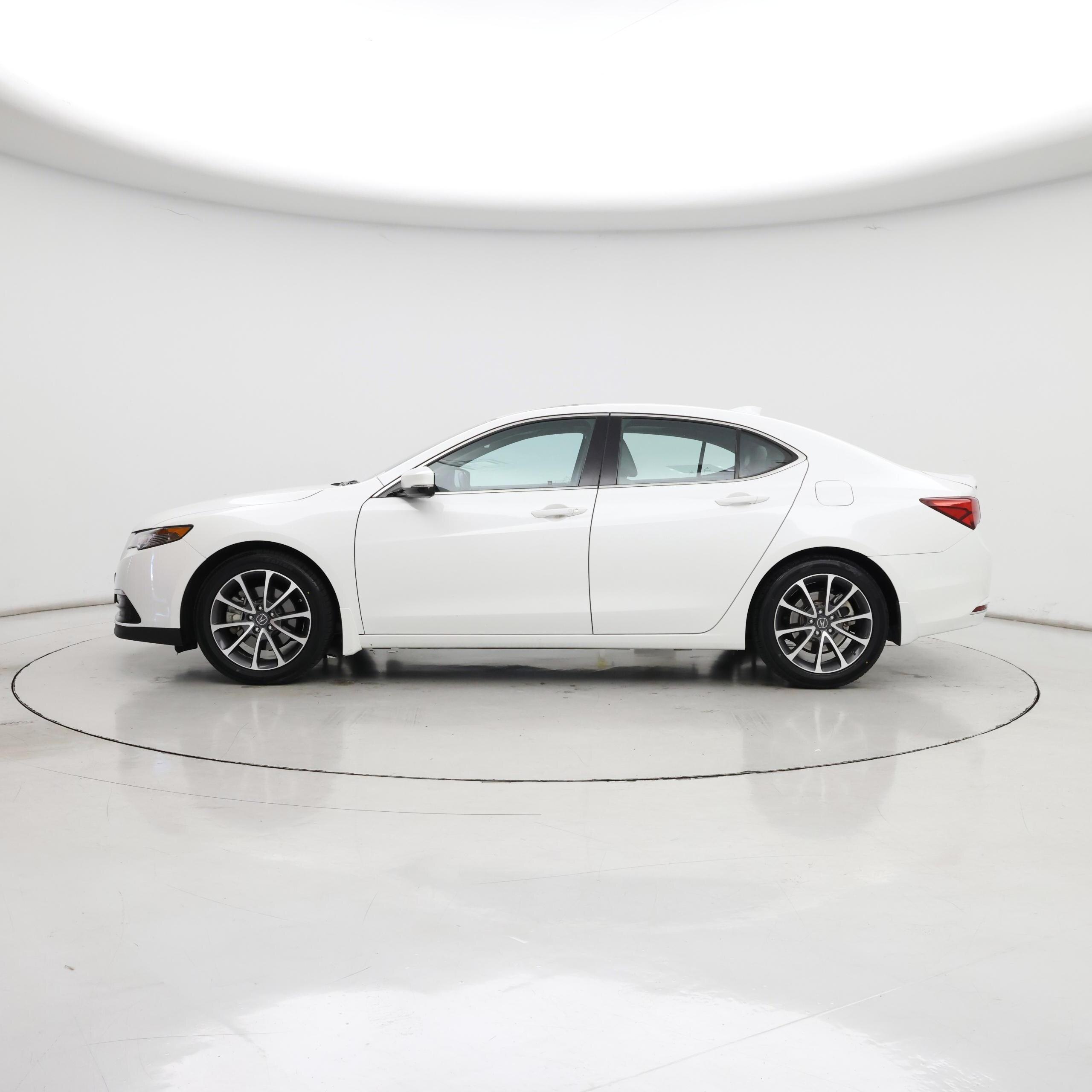Thumbnail: 2015 Acura TLX - 3