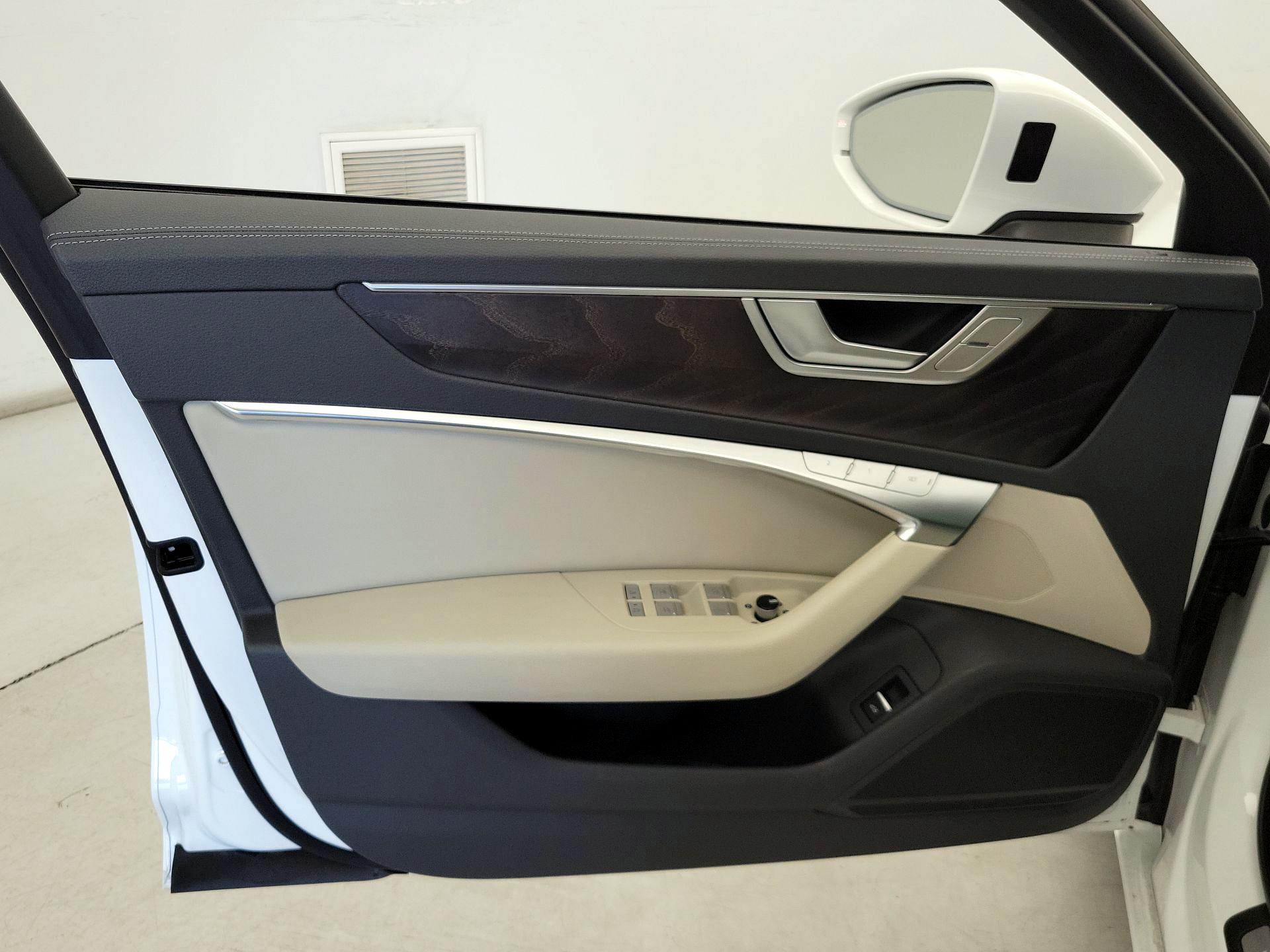 Thumbnail: 2020 Audi A6 - 12