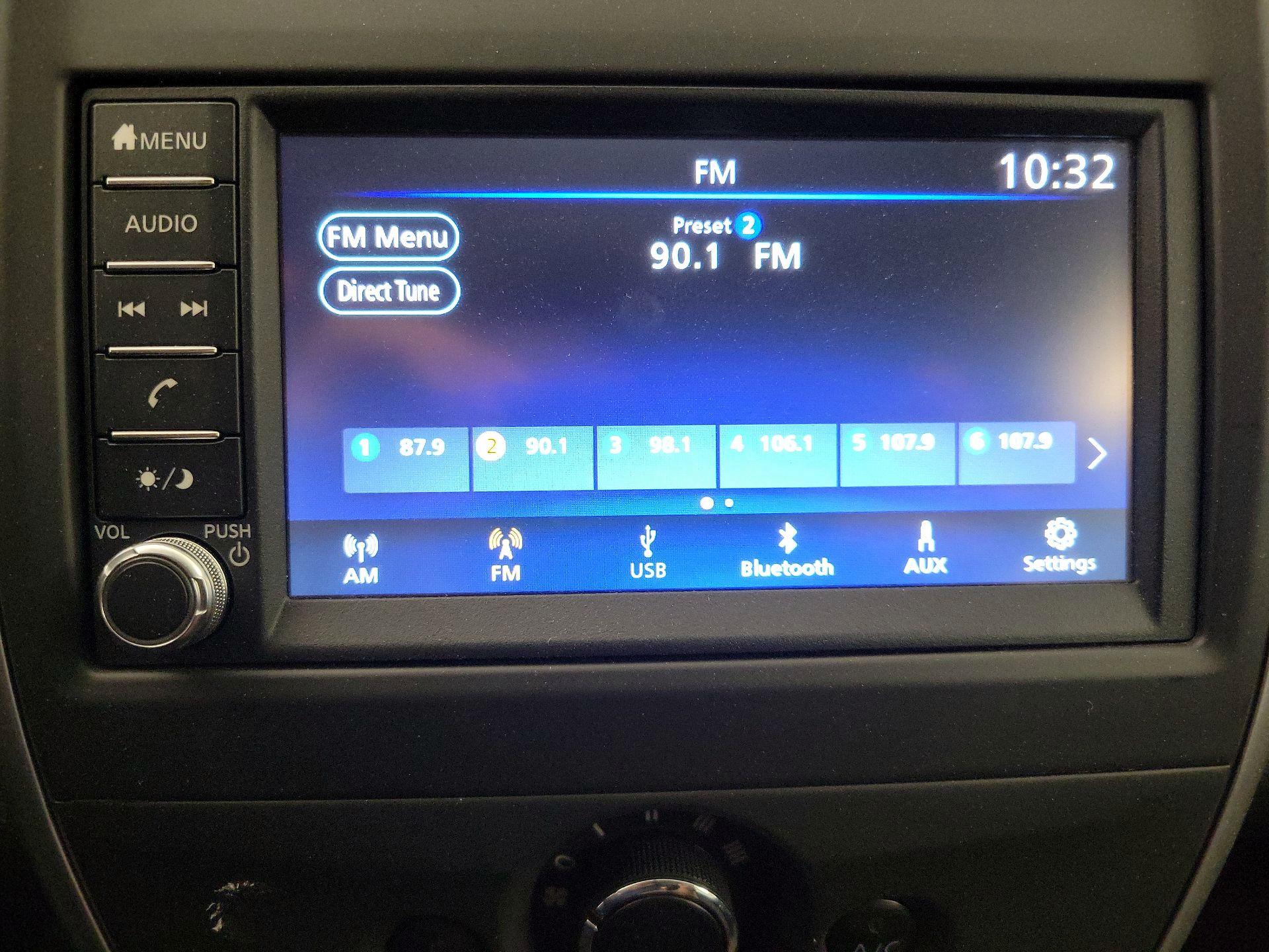 Thumbnail: 2019 Nissan Versa - 15