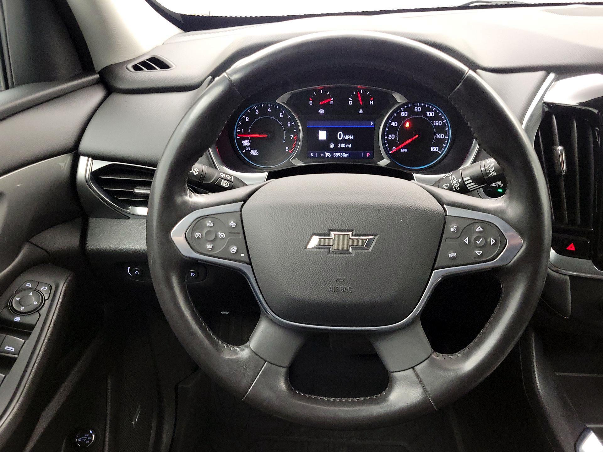 Thumbnail: 2021 Chevrolet Traverse - 10