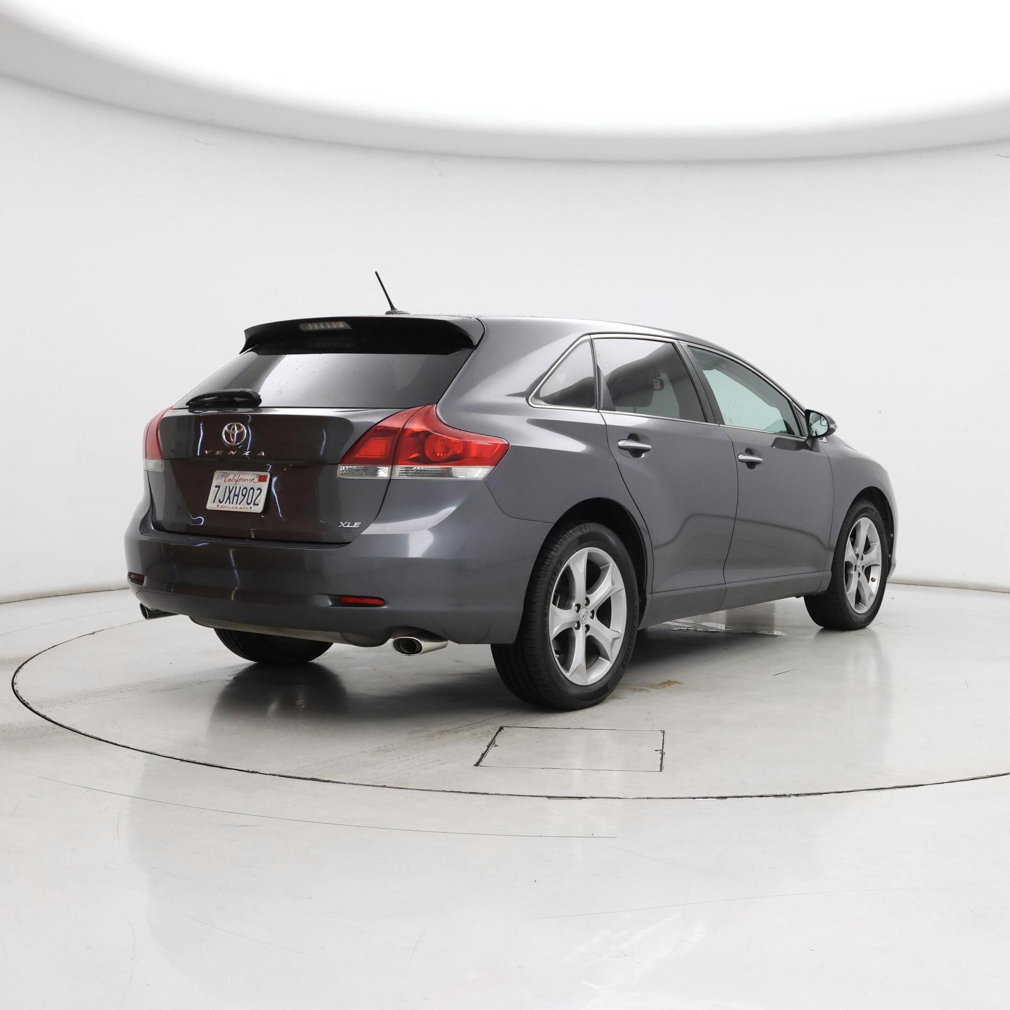 Thumbnail: 2015 Toyota Venza - 8