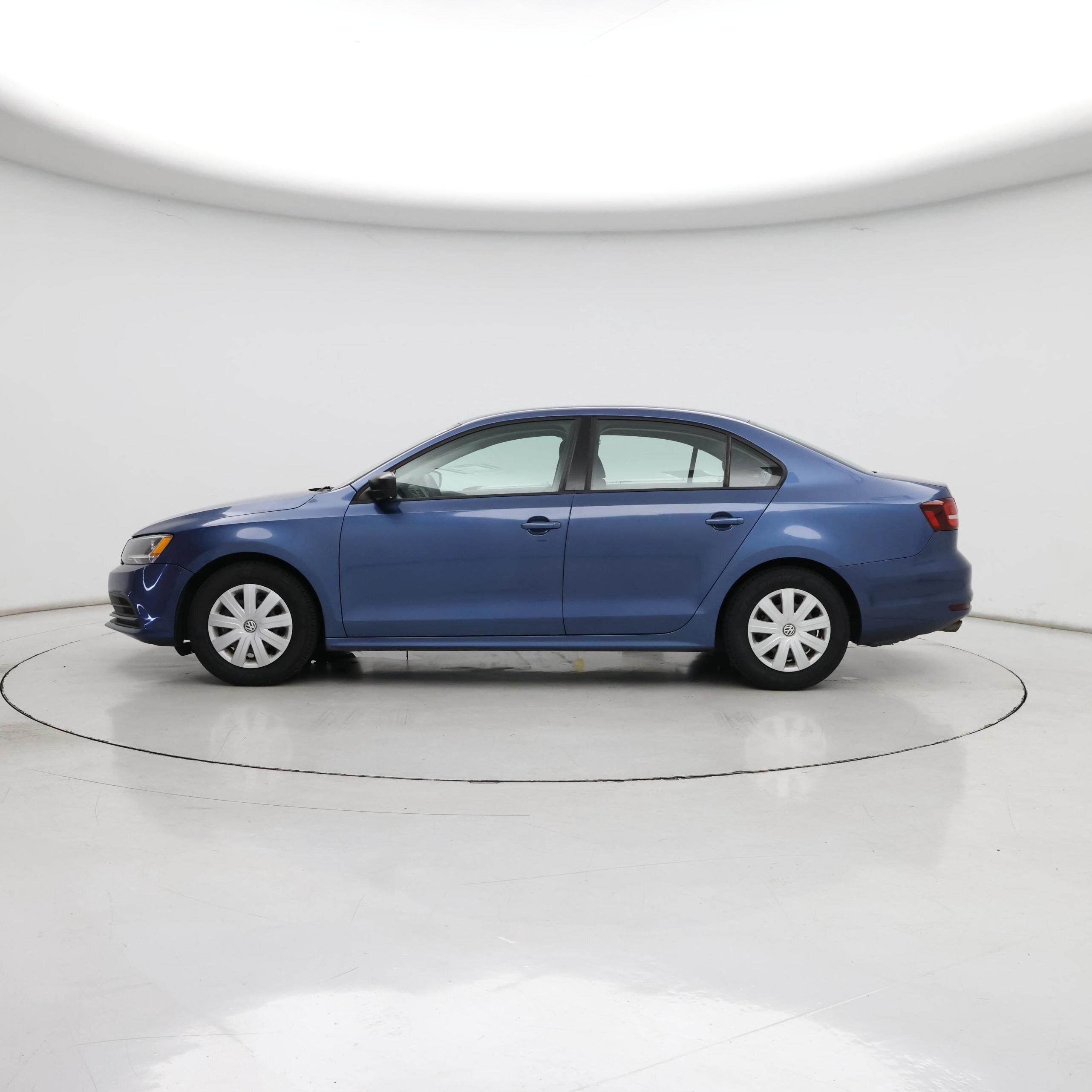 Thumbnail: 2016 Volkswagen Jetta - 3