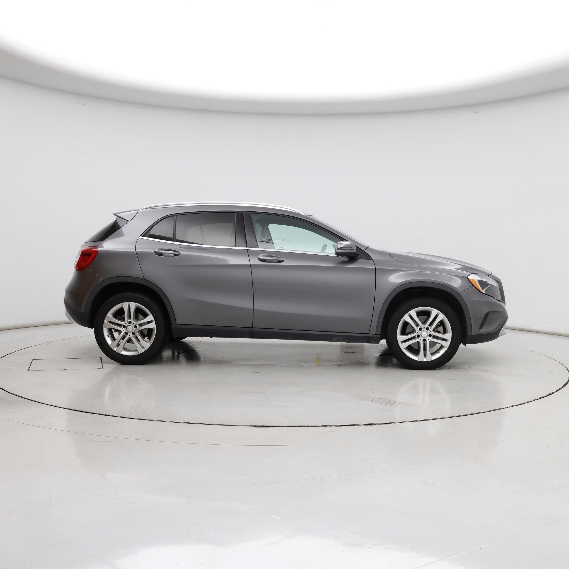 Thumbnail: 2017 Mercedes-Benz GLA - 7