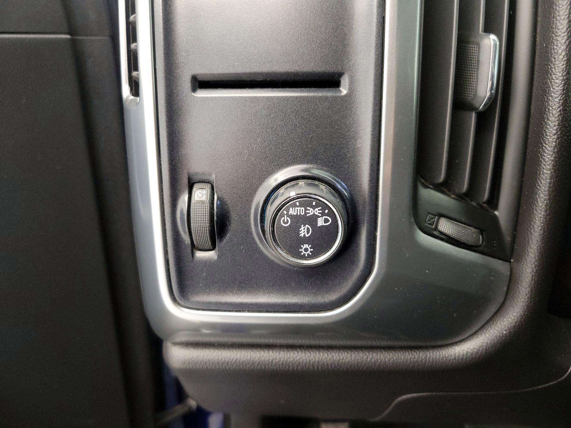 Thumbnail: 2014 Chevrolet Silverado 1500 - 13