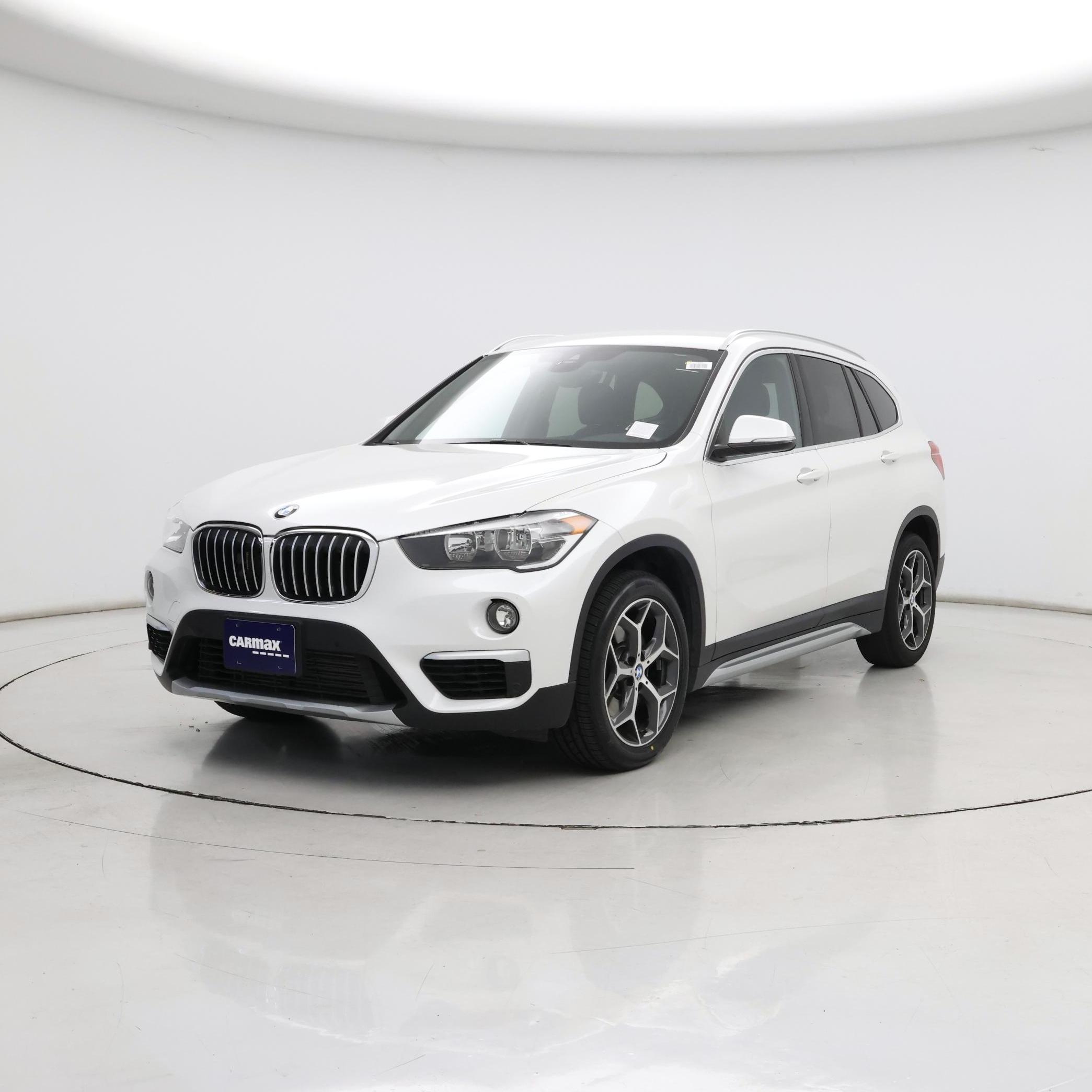 Thumbnail: 2019 BMW X1 - 4