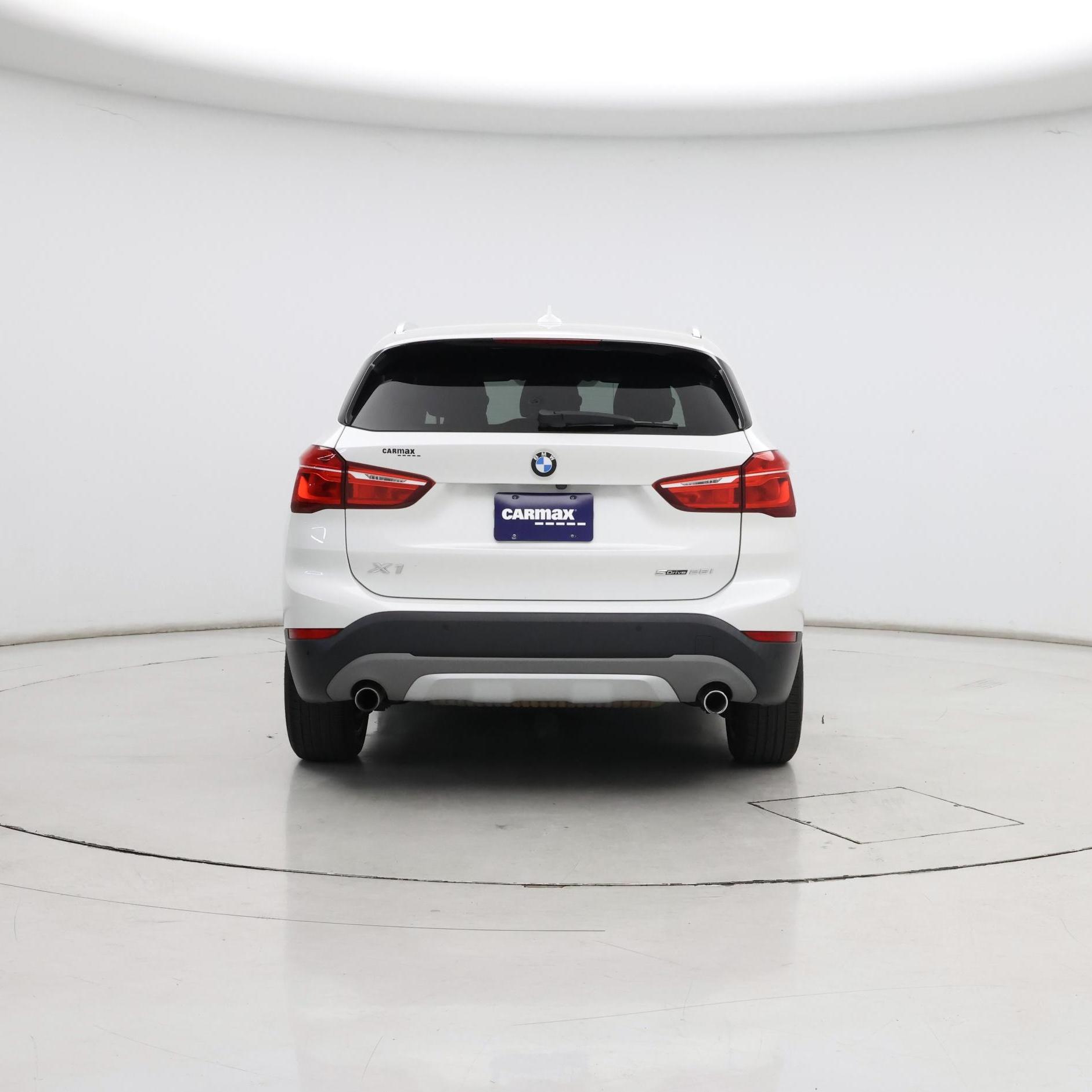 Thumbnail: 2019 BMW X1 - 6