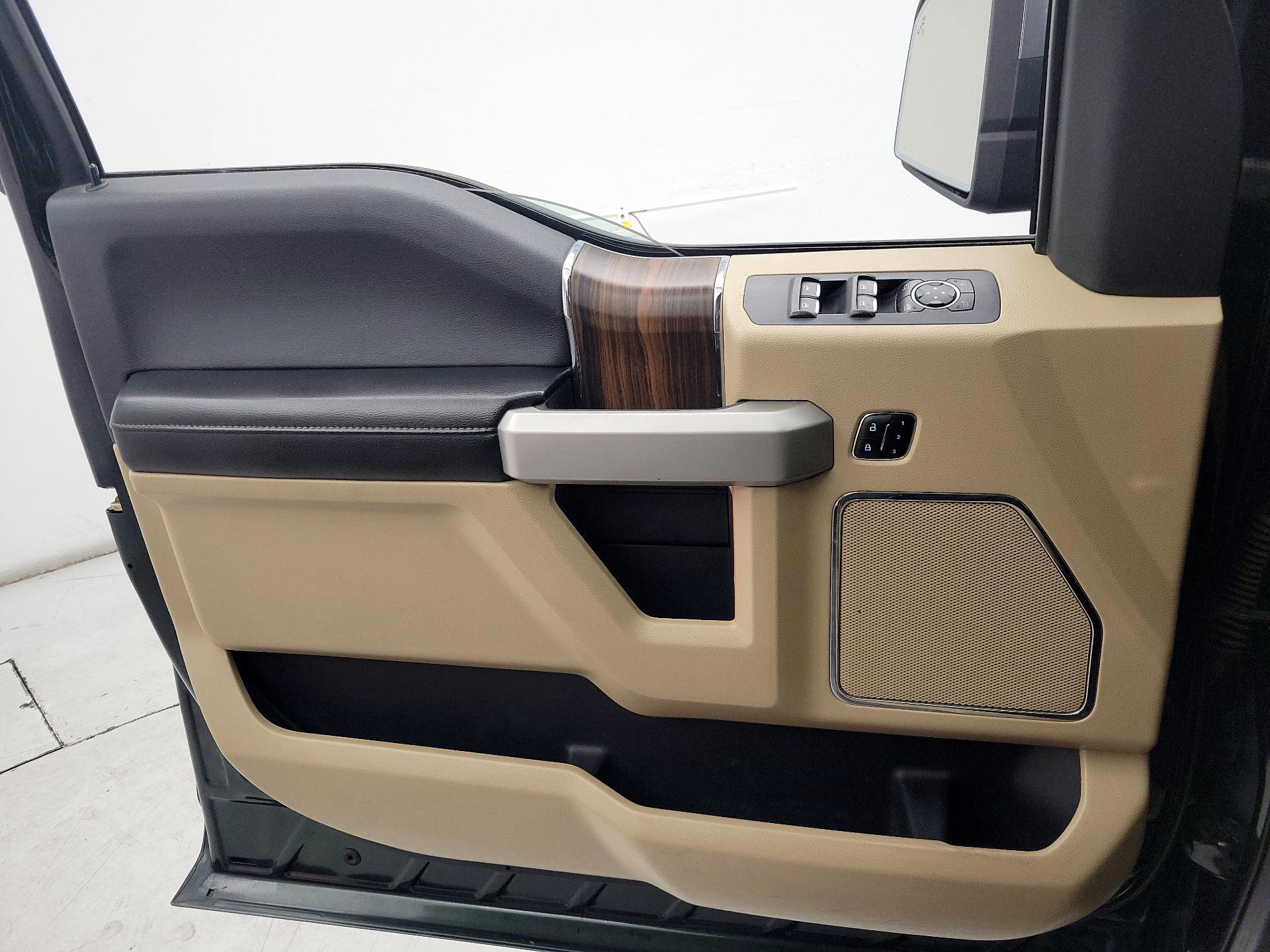 Thumbnail: 2015 Ford F-150 - 12