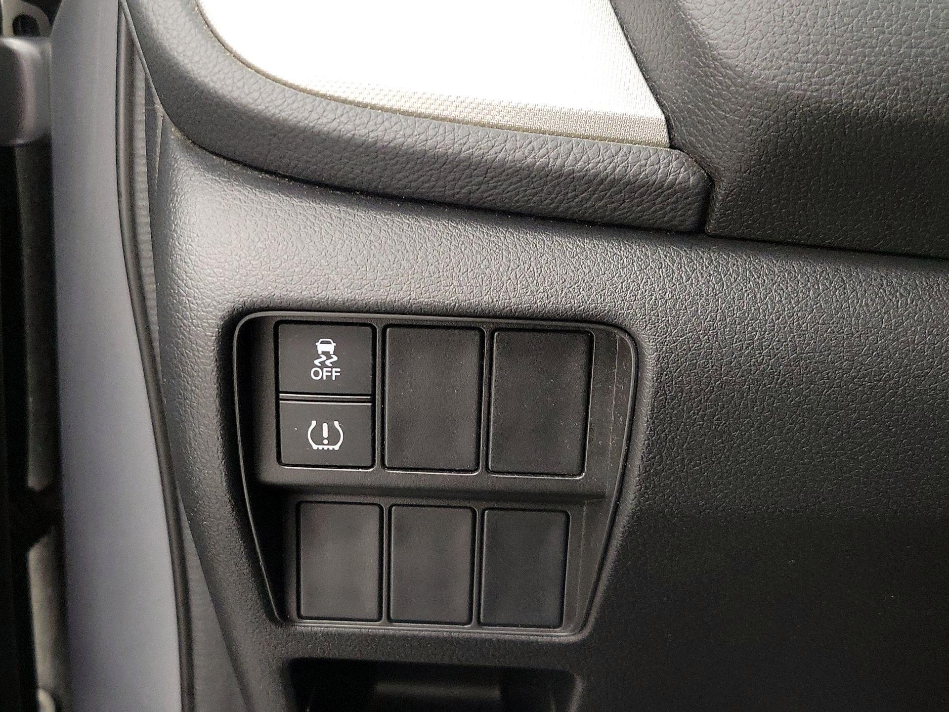 Thumbnail: 2018 Honda CR-V - 13