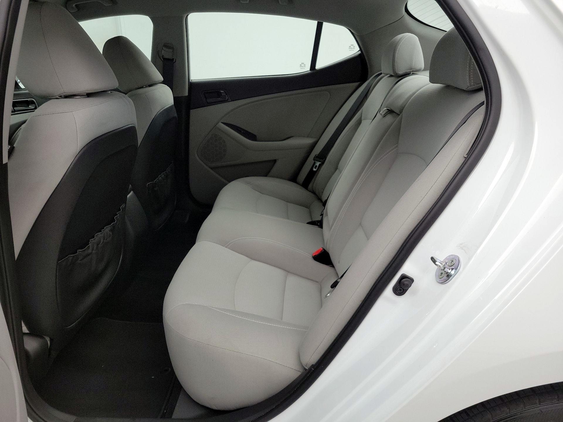 Thumbnail: 2014 Kia Optima - 18