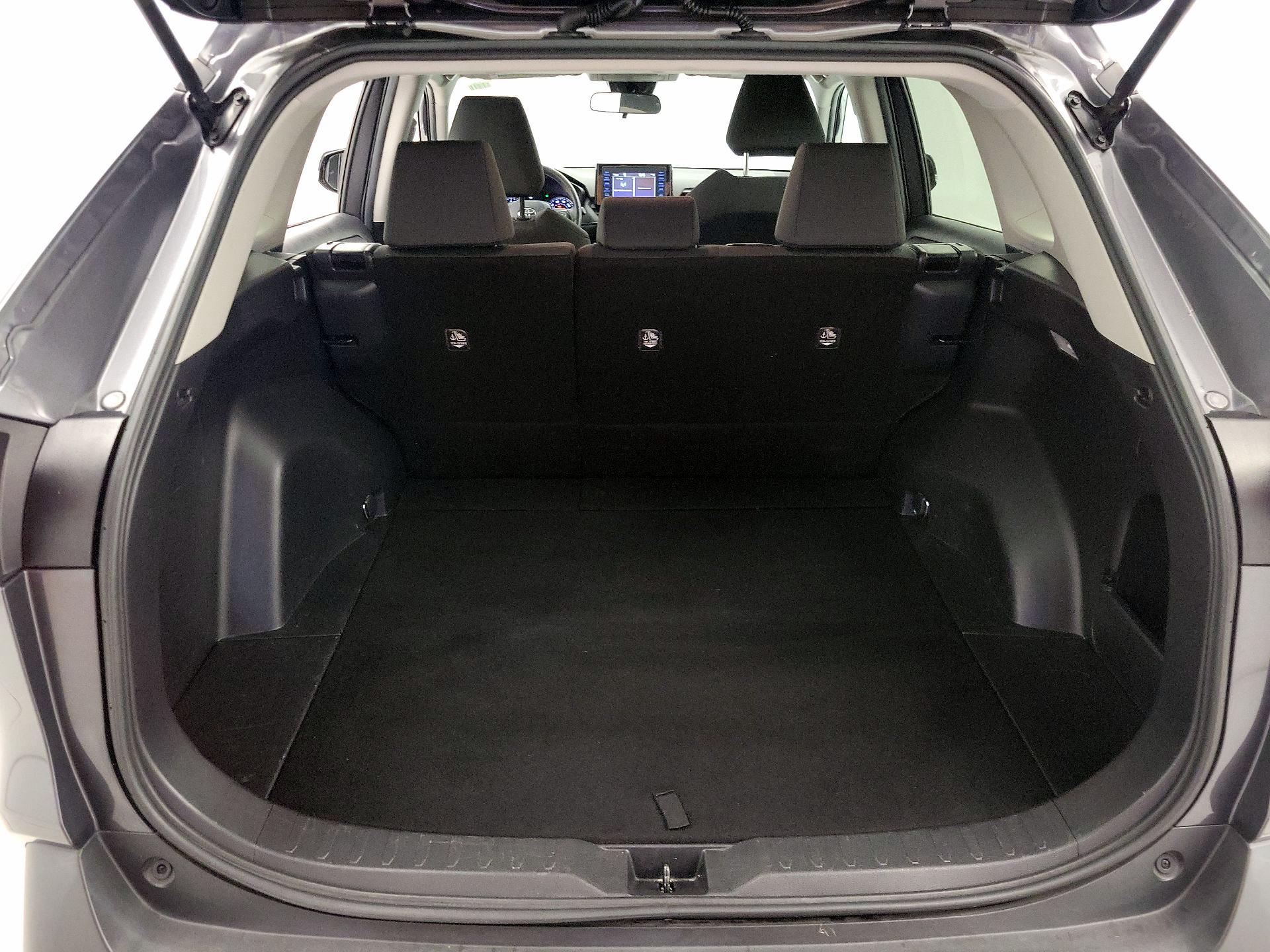 Thumbnail: 2021 Toyota RAV4 - 20
