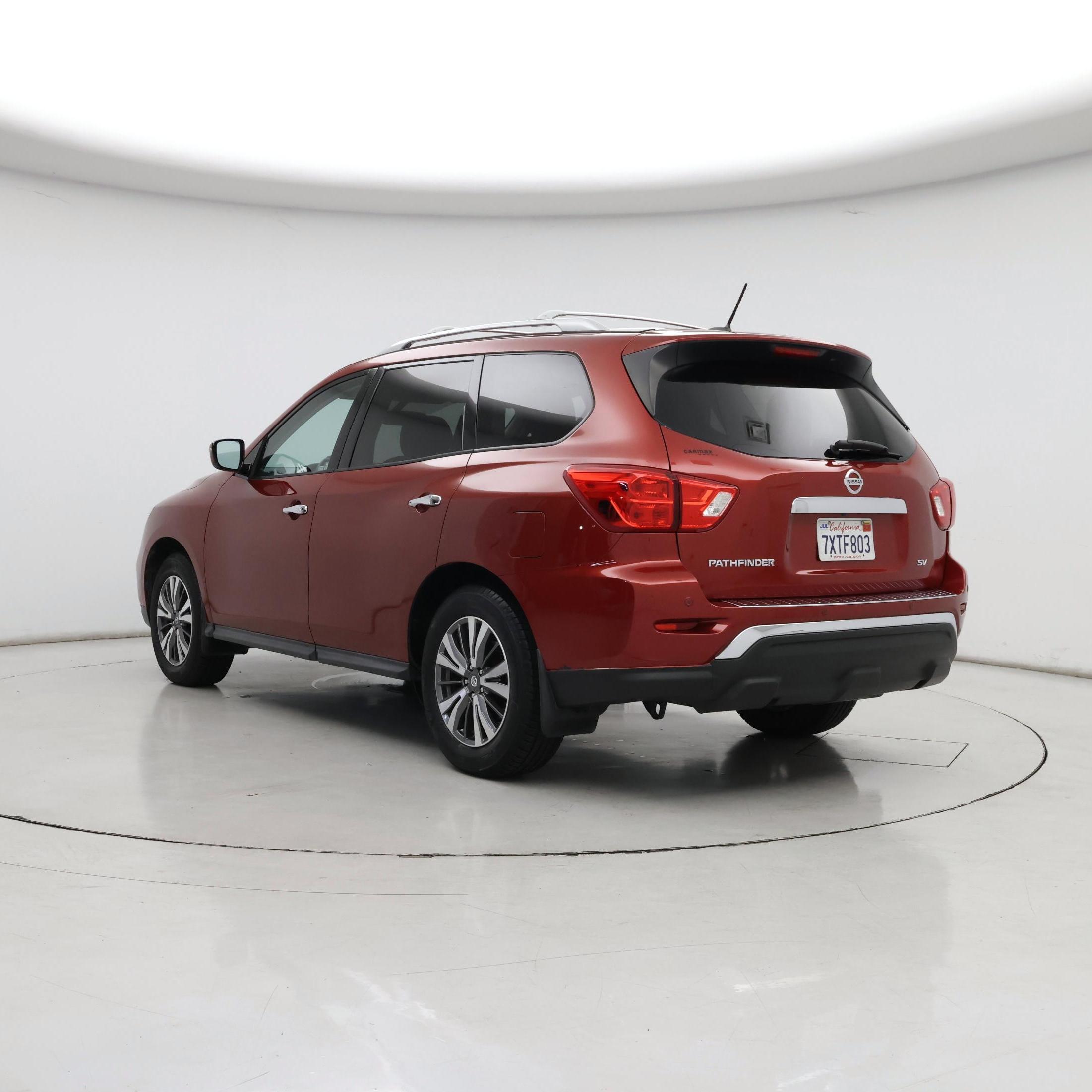 Thumbnail: 2017 Nissan Pathfinder - 2