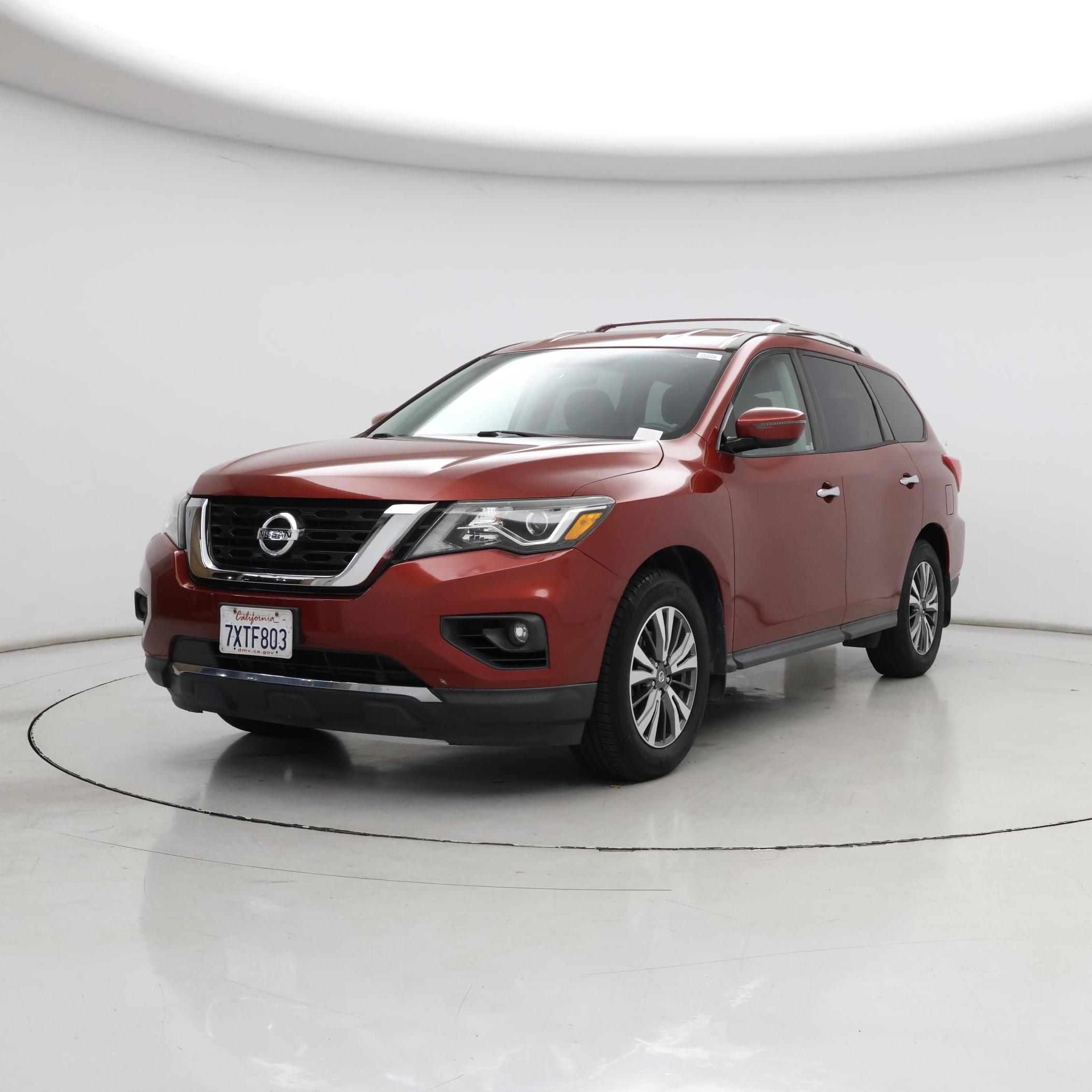 Thumbnail: 2017 Nissan Pathfinder - 4